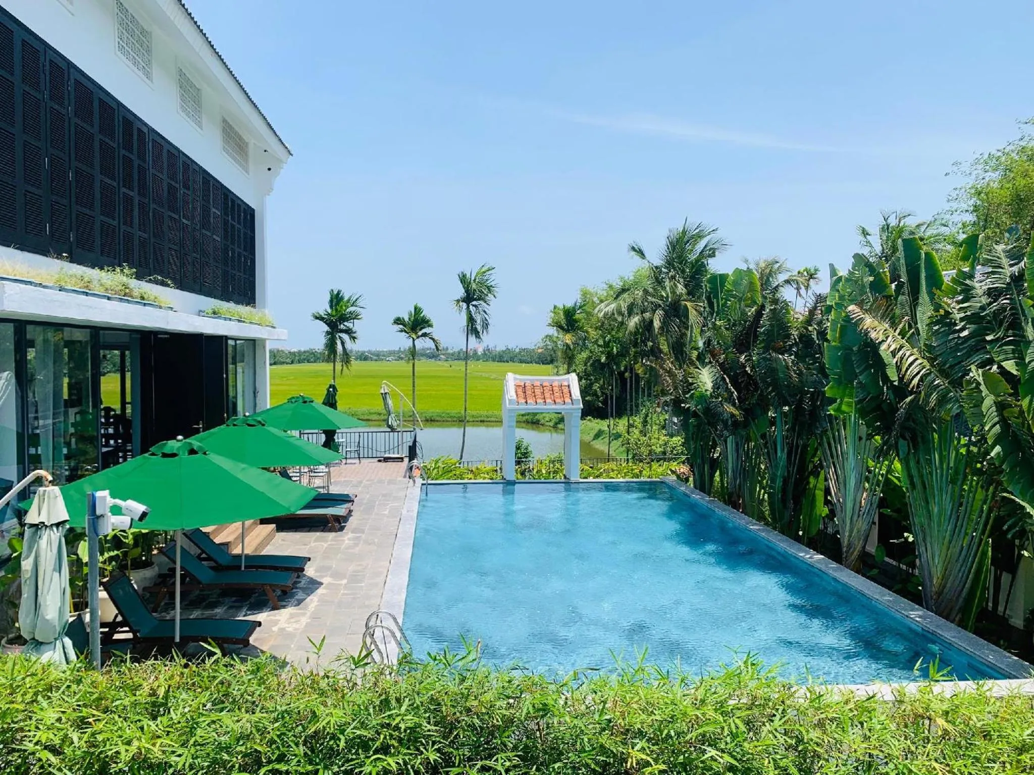 Swimming pool in Nghé Garden Resort Hội An