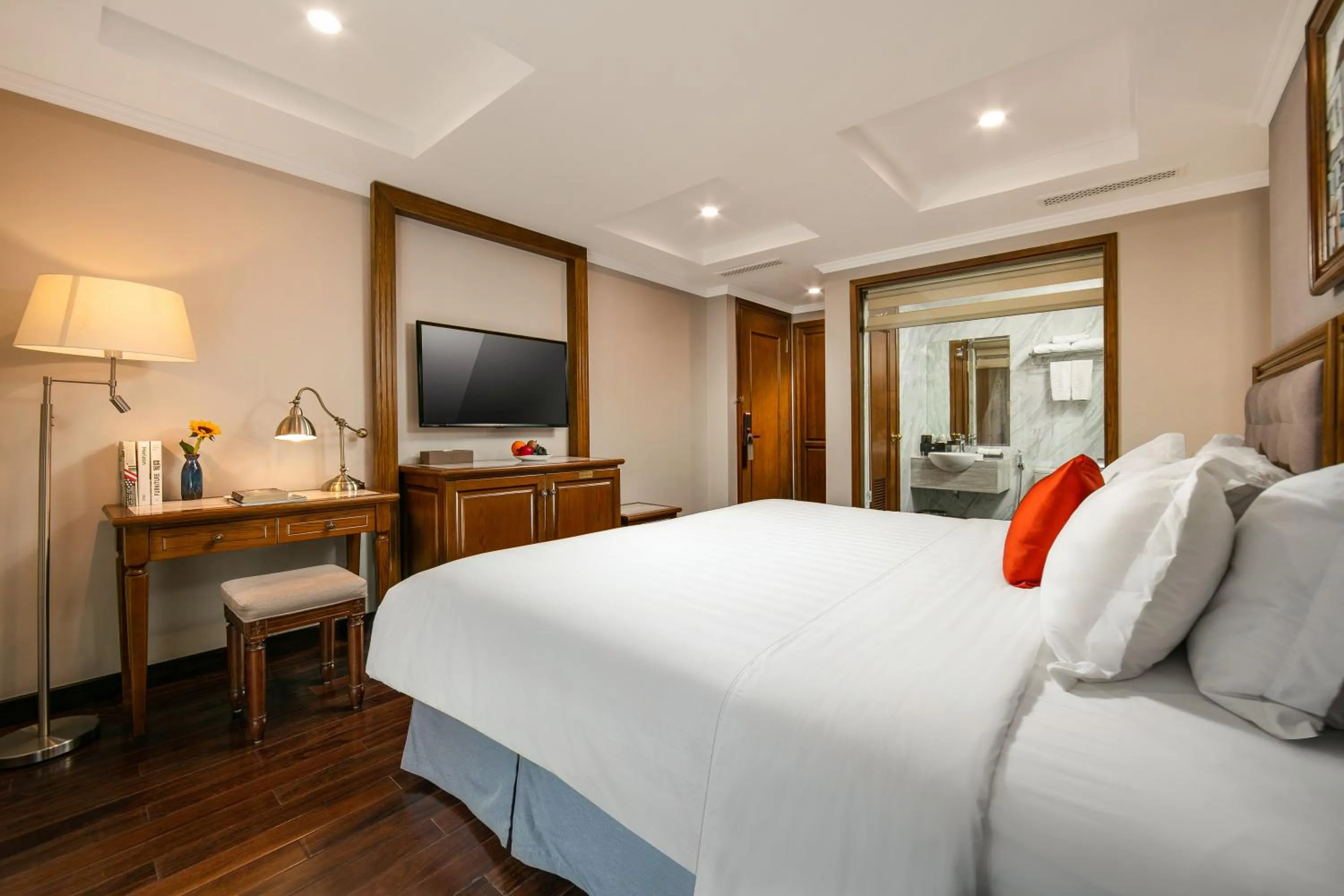 Bed in Hanoi Dalvostro Valentino Hotel & Spa