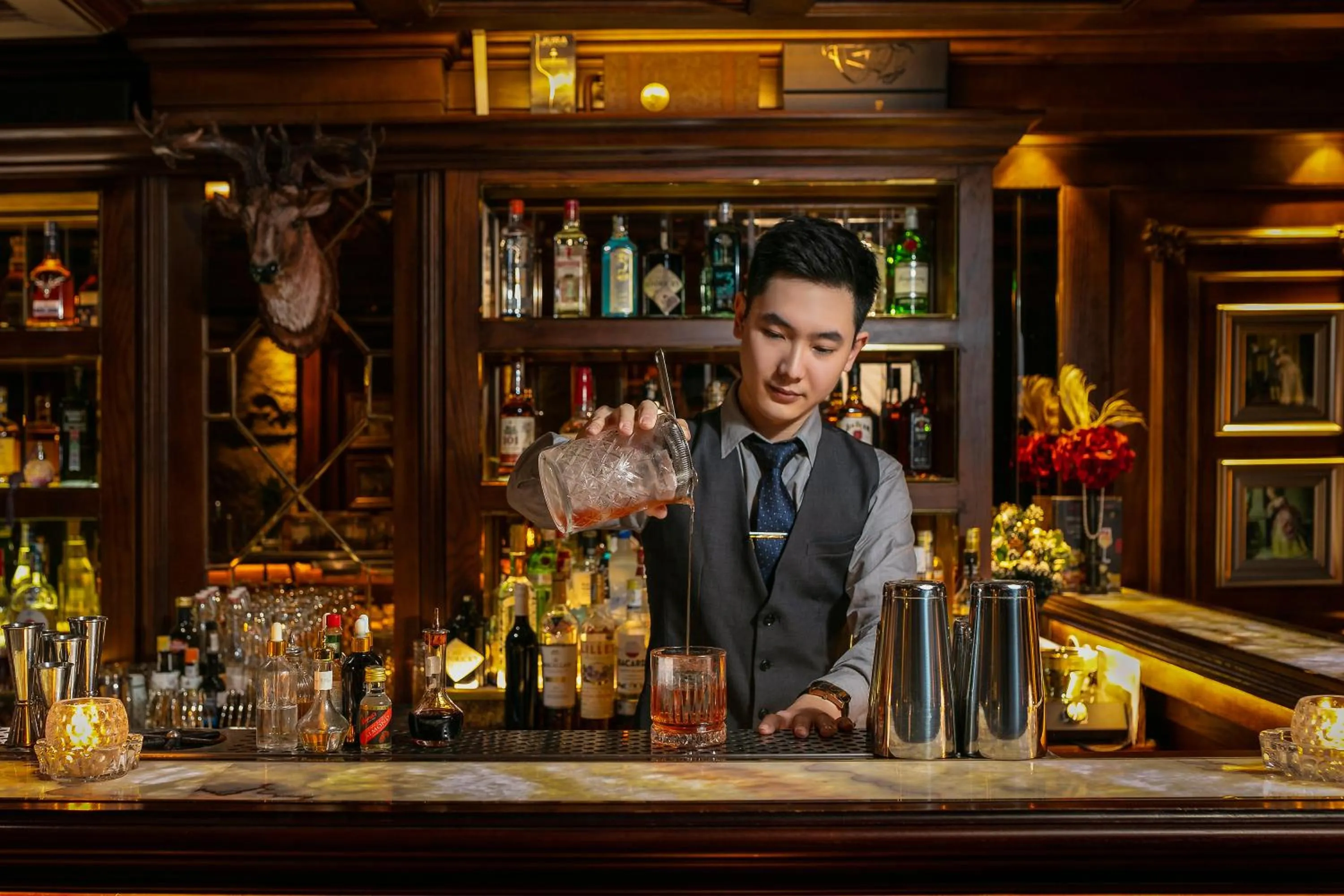 Nightclub / DJ in Hanoi Dalvostro Valentino Hotel & Spa