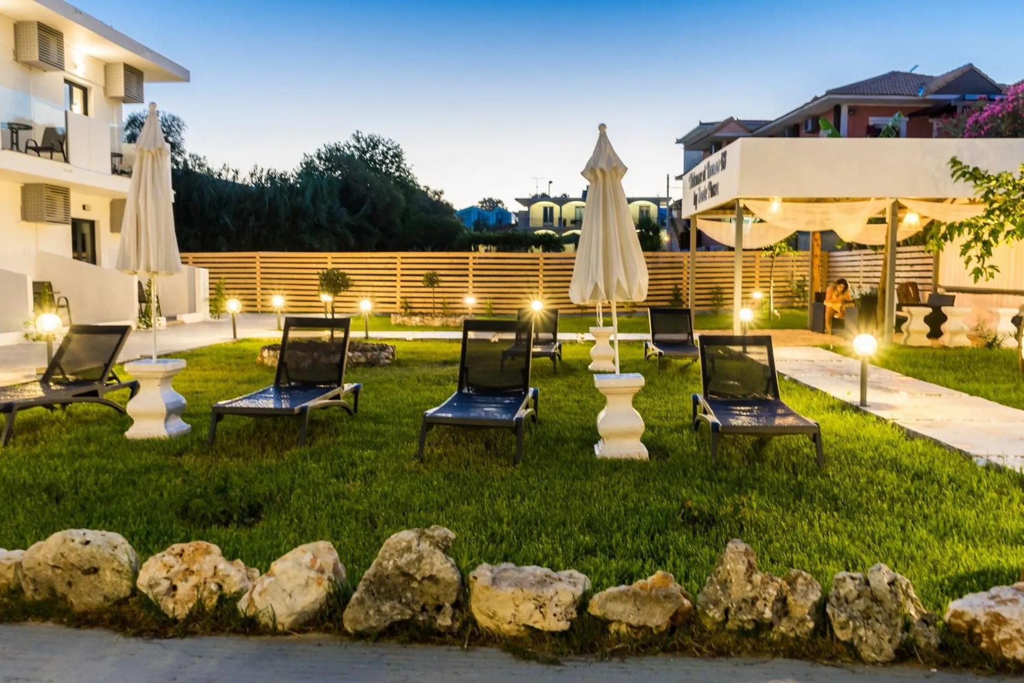 Area and facilities in Rooms 48 by Zante Plaza