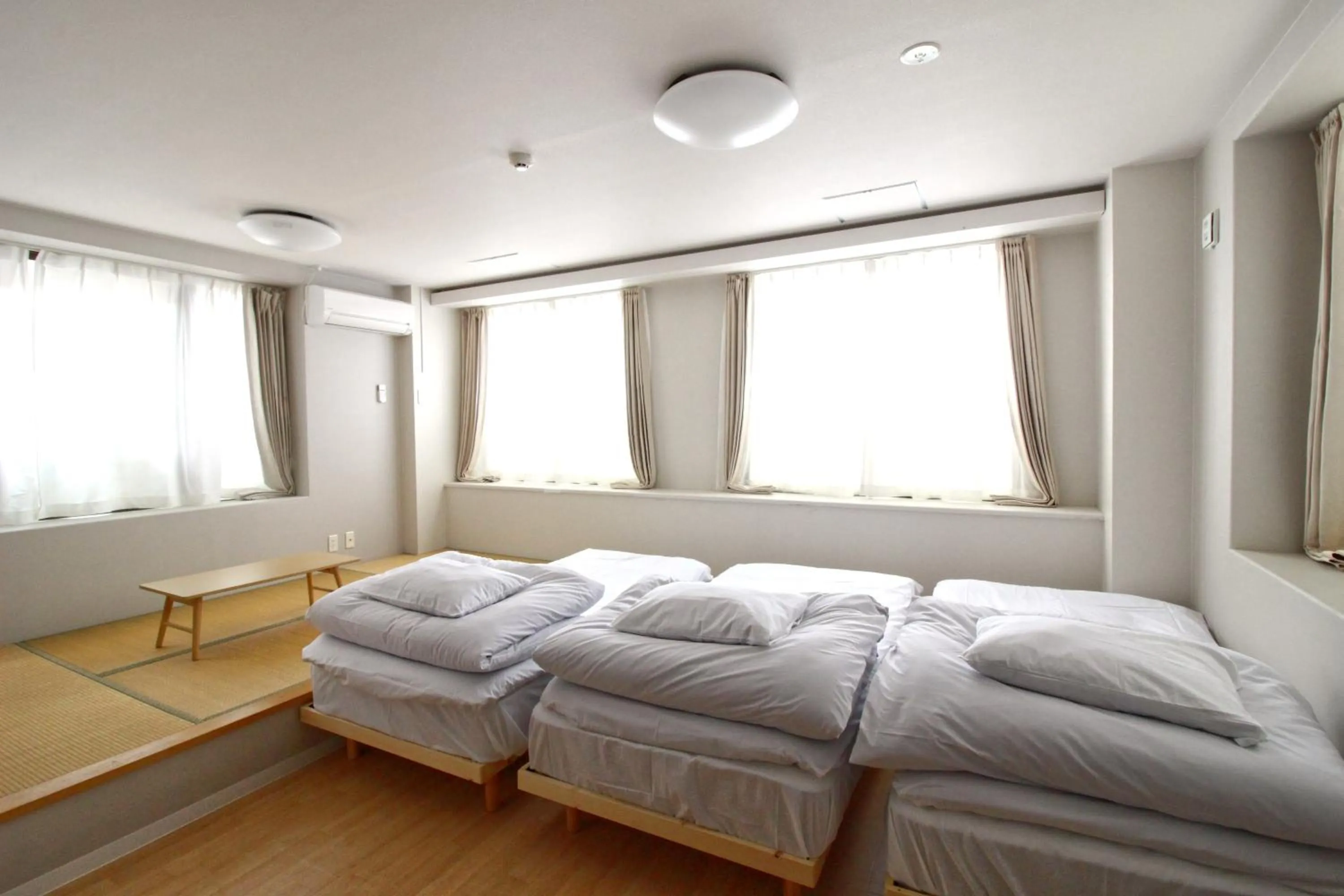 Bed in Mcity in Wakasa