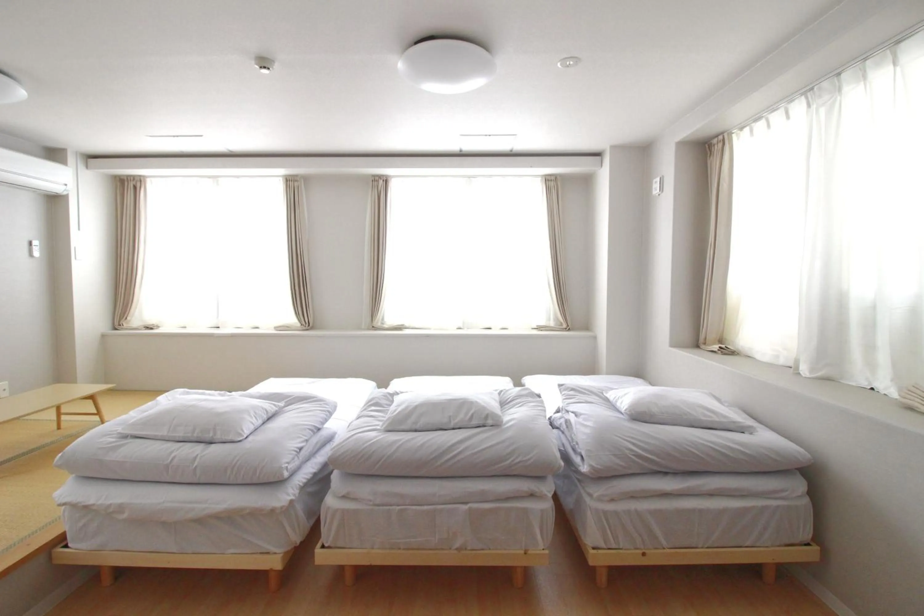 Bed in Mcity in Wakasa