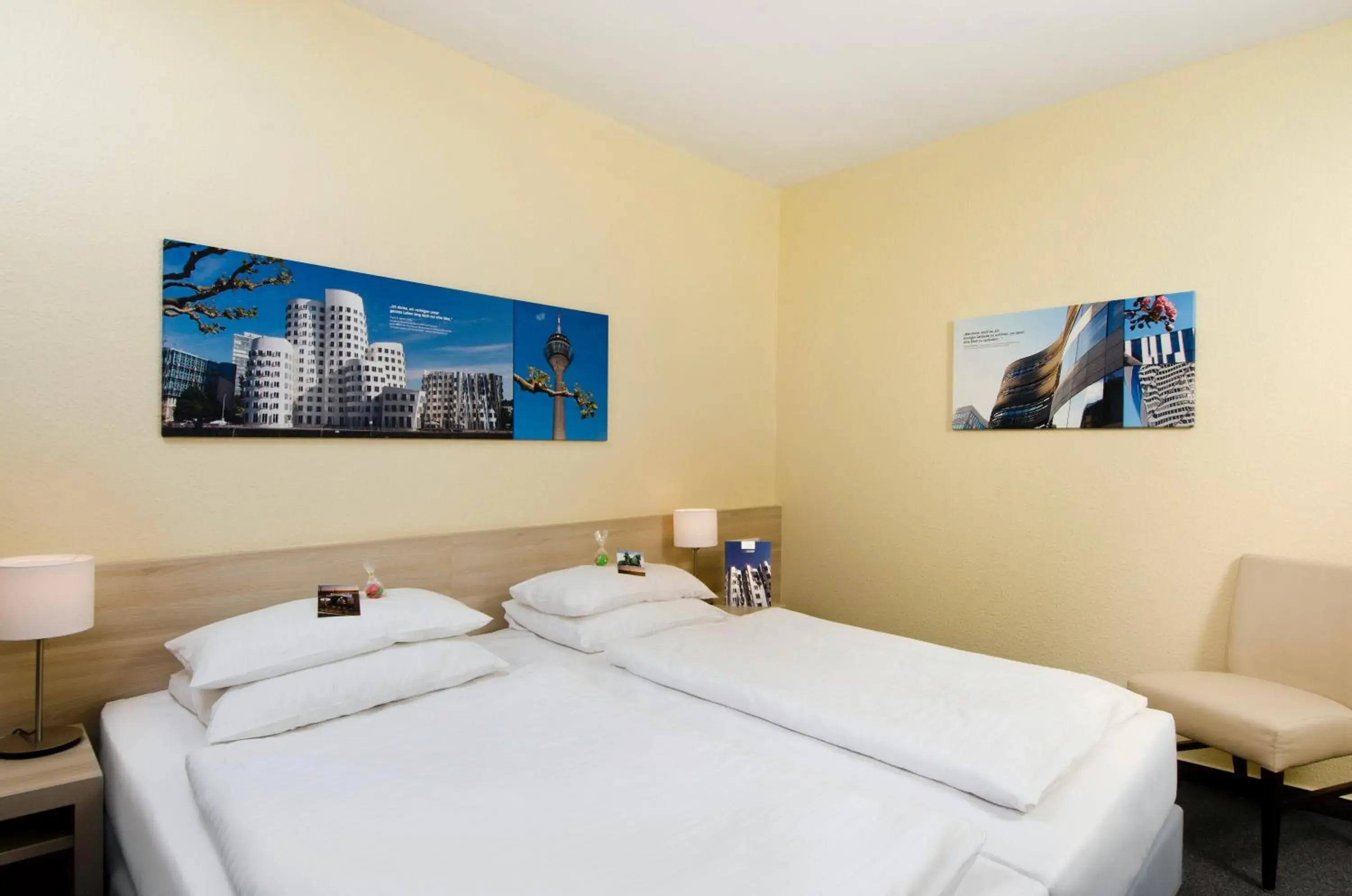 Twin Room - single occupancy in Hotel am Hofgarten Twin Room - single occupancy in Hotel am Hofgarten