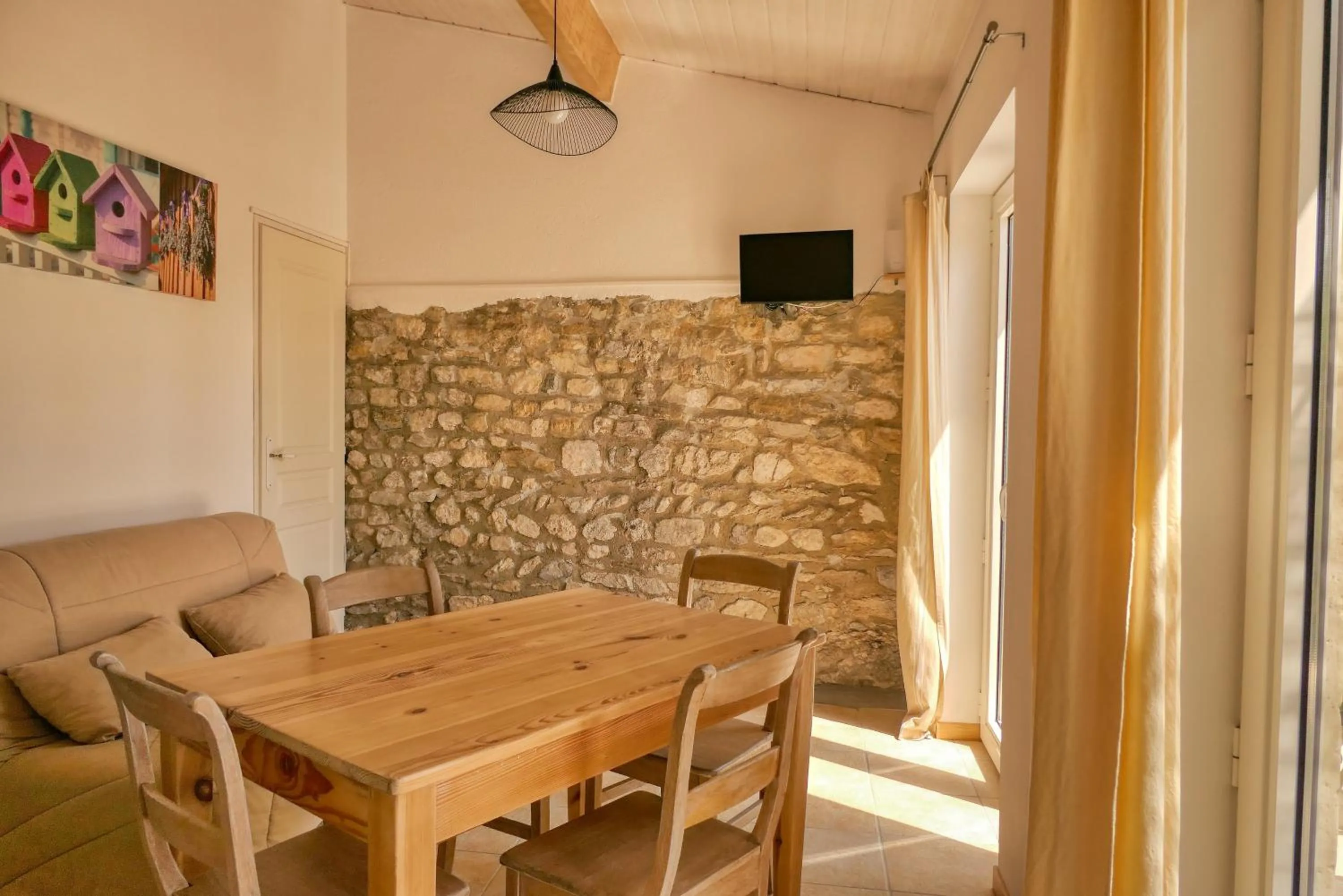 TV and multimedia in Côté Lavande