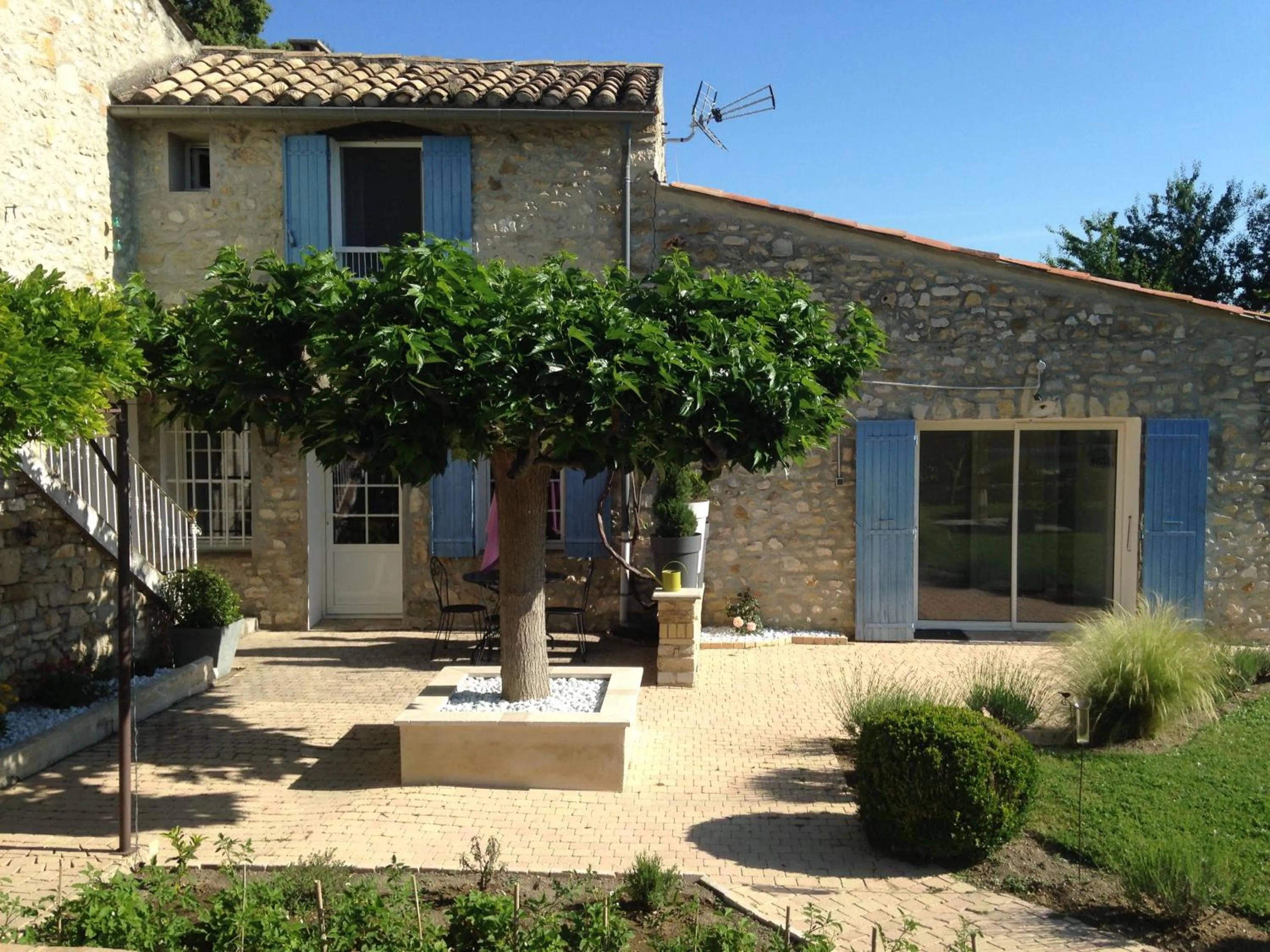 Property building in Côté Lavande