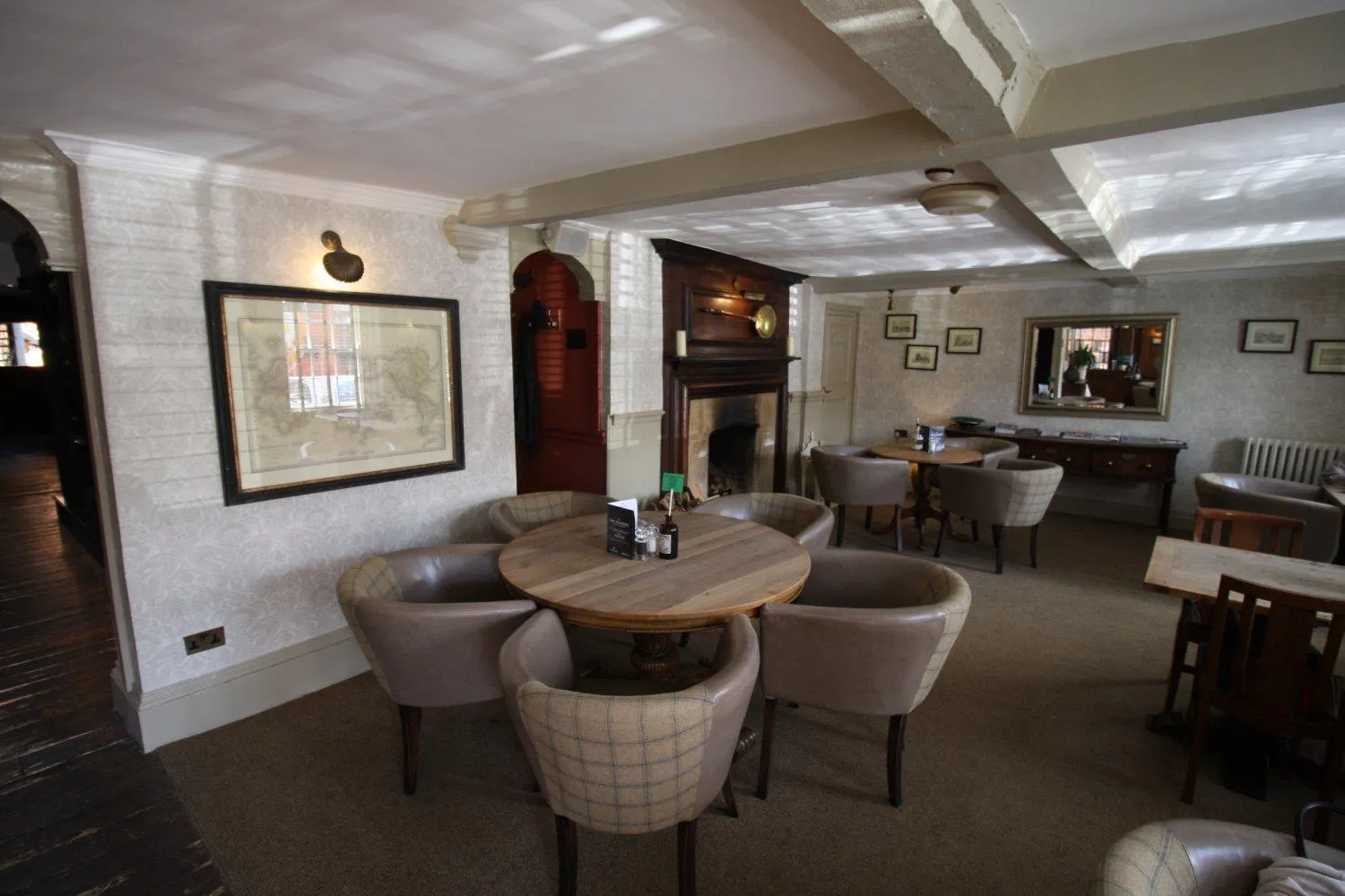 Dining area in The Angel in Wootton Bassett