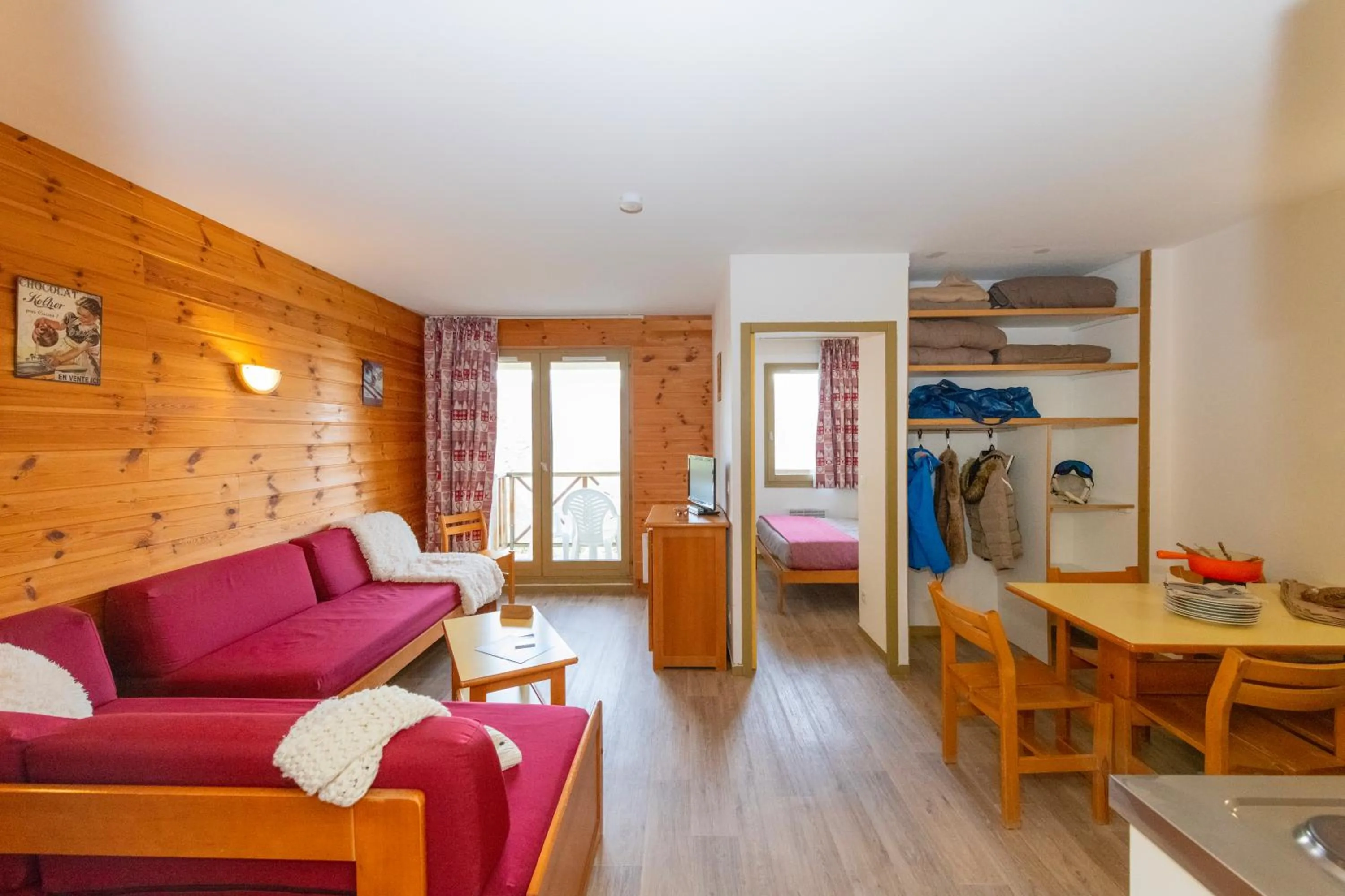 Living room in Résidence Capfun Couleurs Soleil, Oz en Oisans