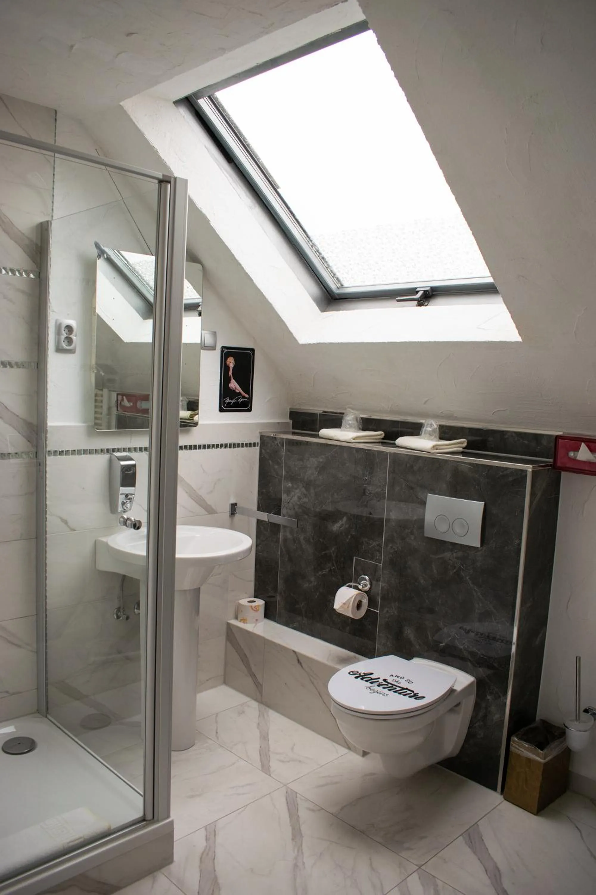 Bathroom in Hotel Karthäuser Hof