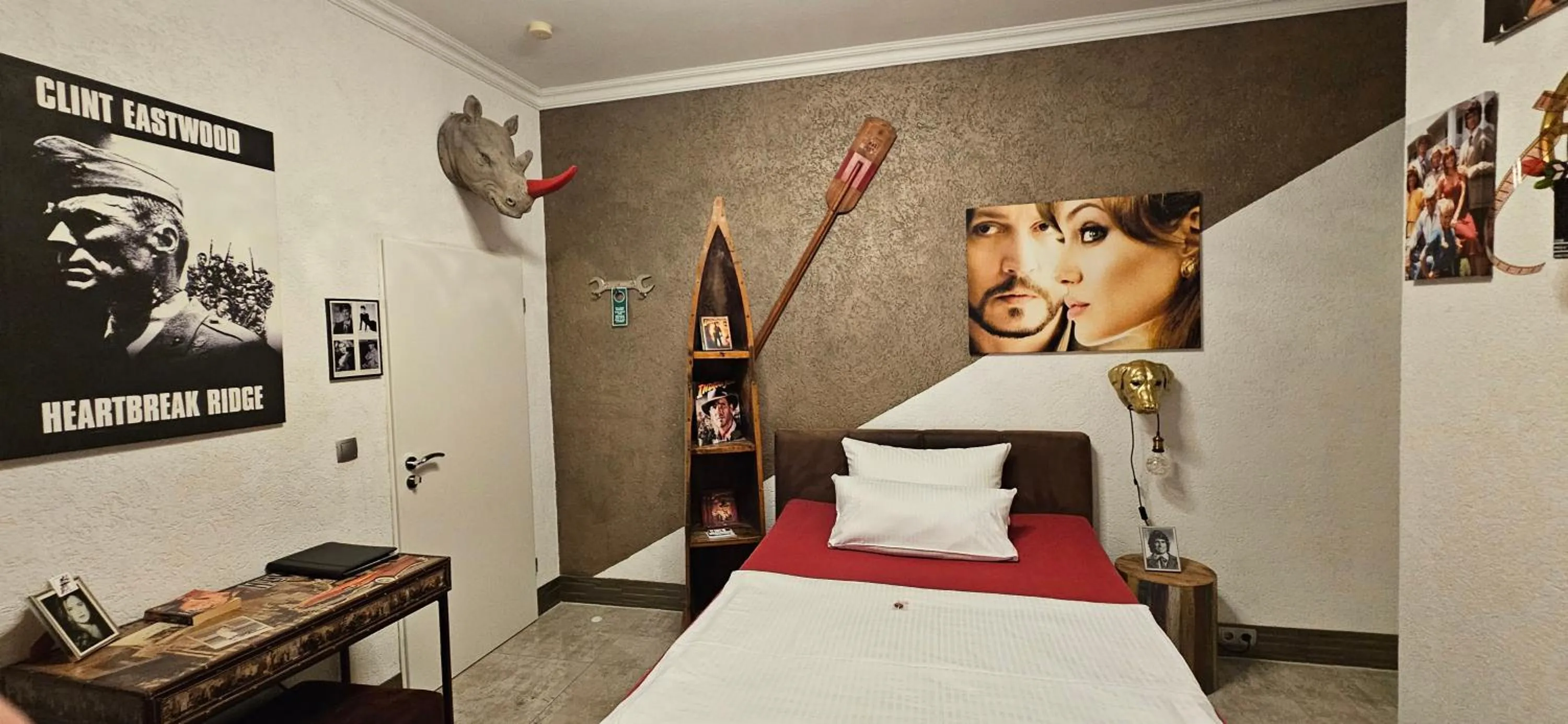 Bed in Hotel Karthäuser Hof