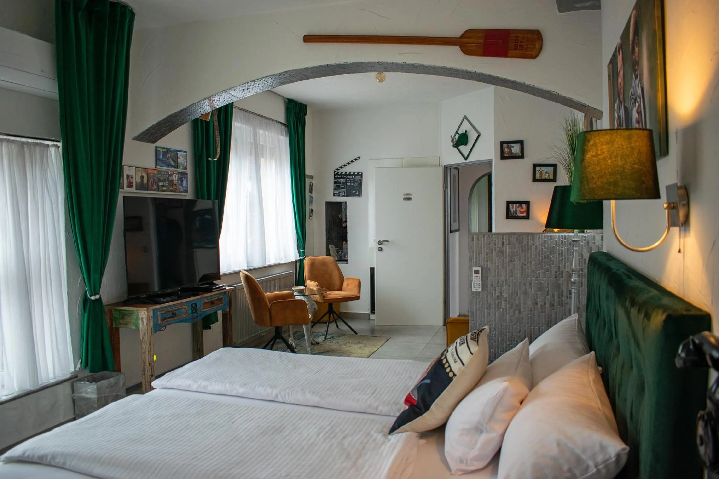 Bed in Hotel Karthäuser Hof