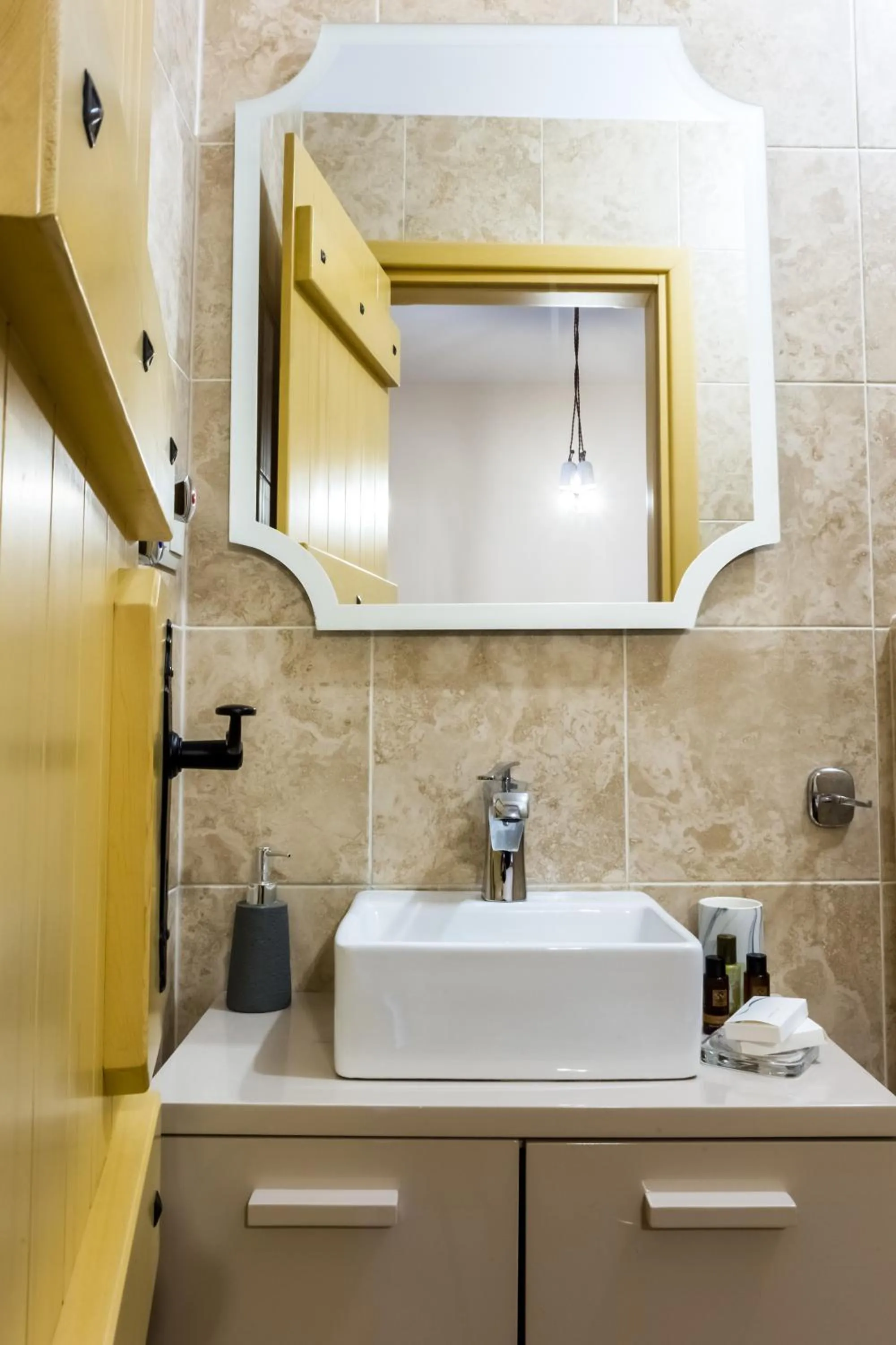 Bathroom in Mythic Valley