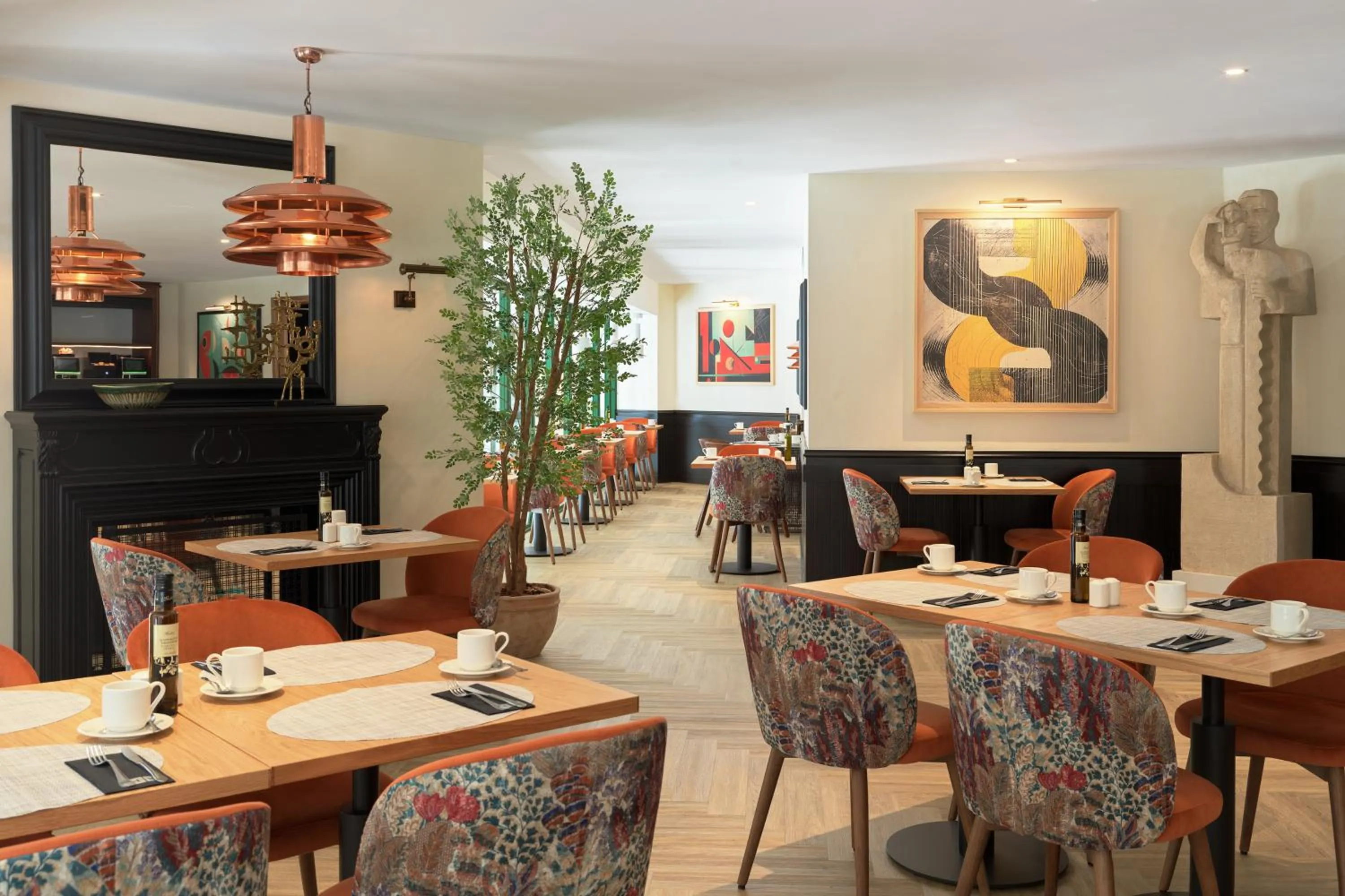 Restaurant/places to eat in H10 Casanova