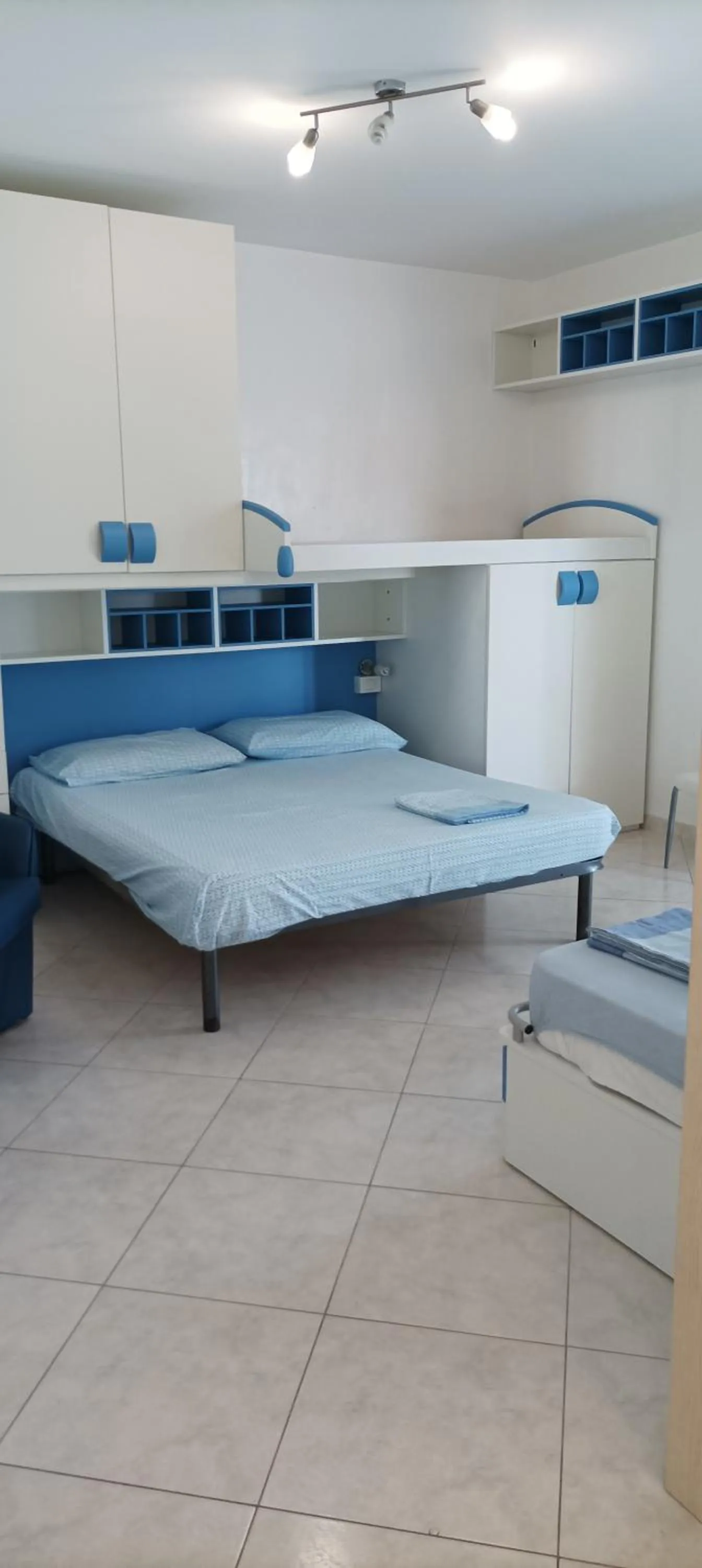 Bed in Athena b&b Castro