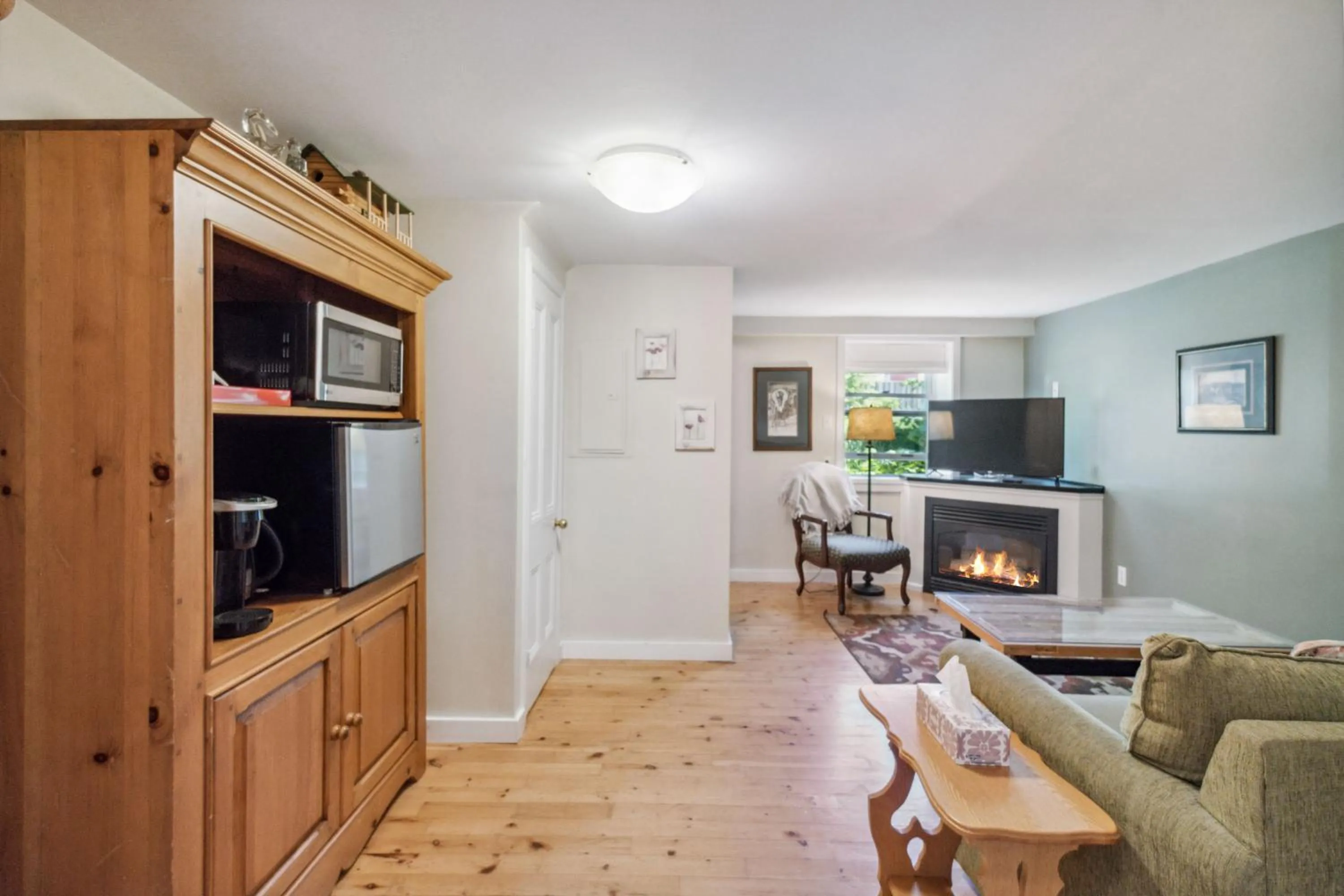 Living room in Farmhouse Inn B&B