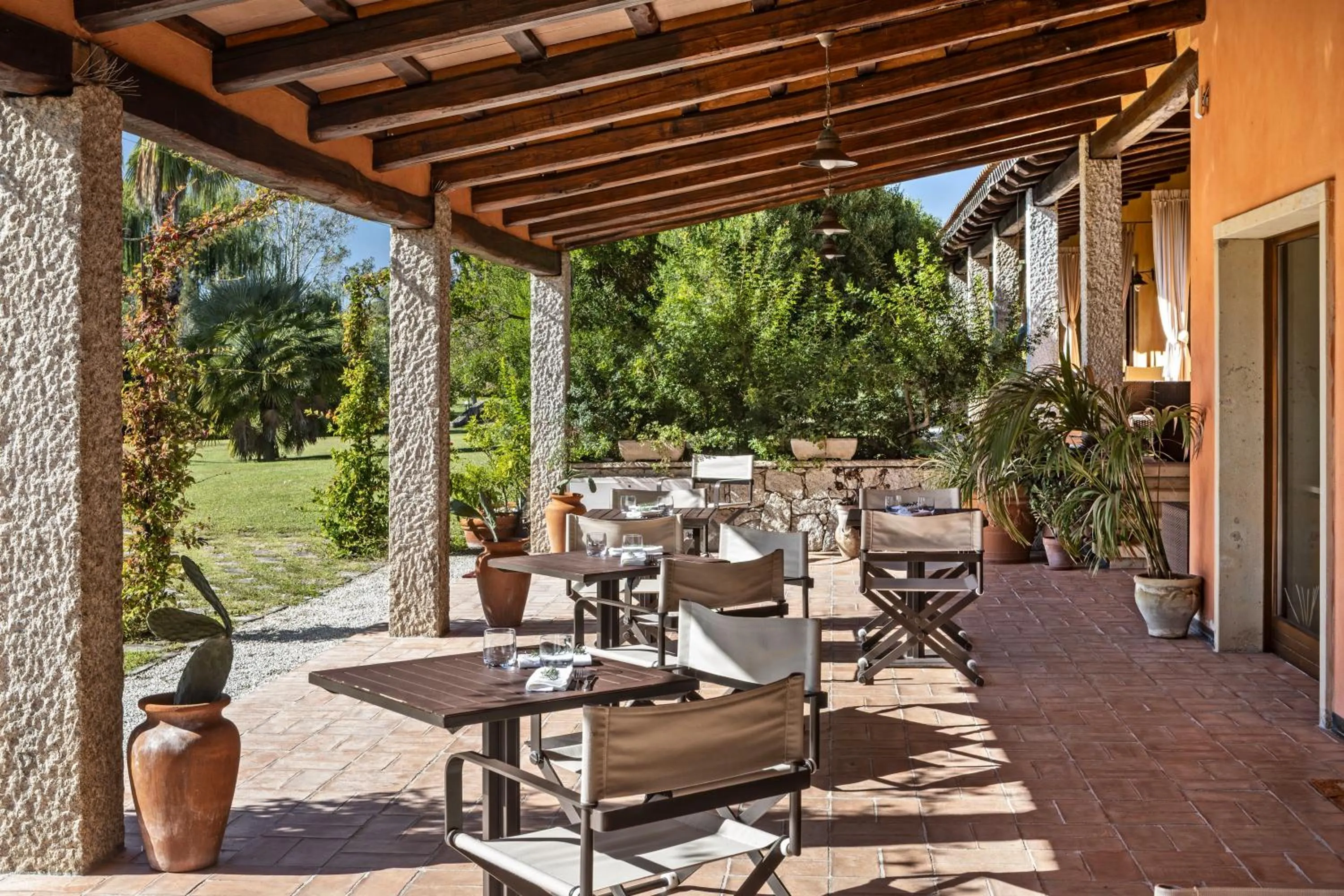 Restaurant/places to eat in Janas Country Resort