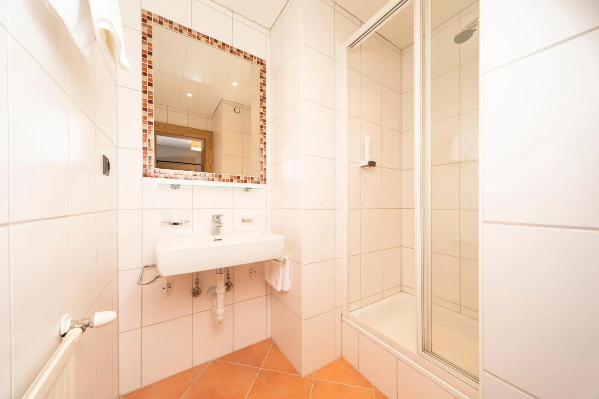 Shower in Hotel Stockerwirt