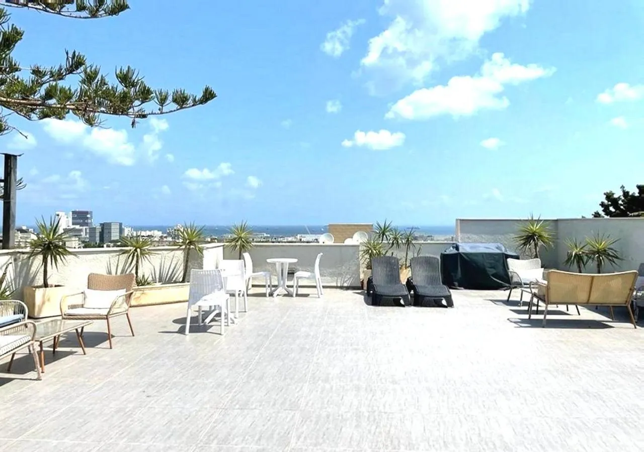 Balcony/Terrace in G38 Rental Apartment Building