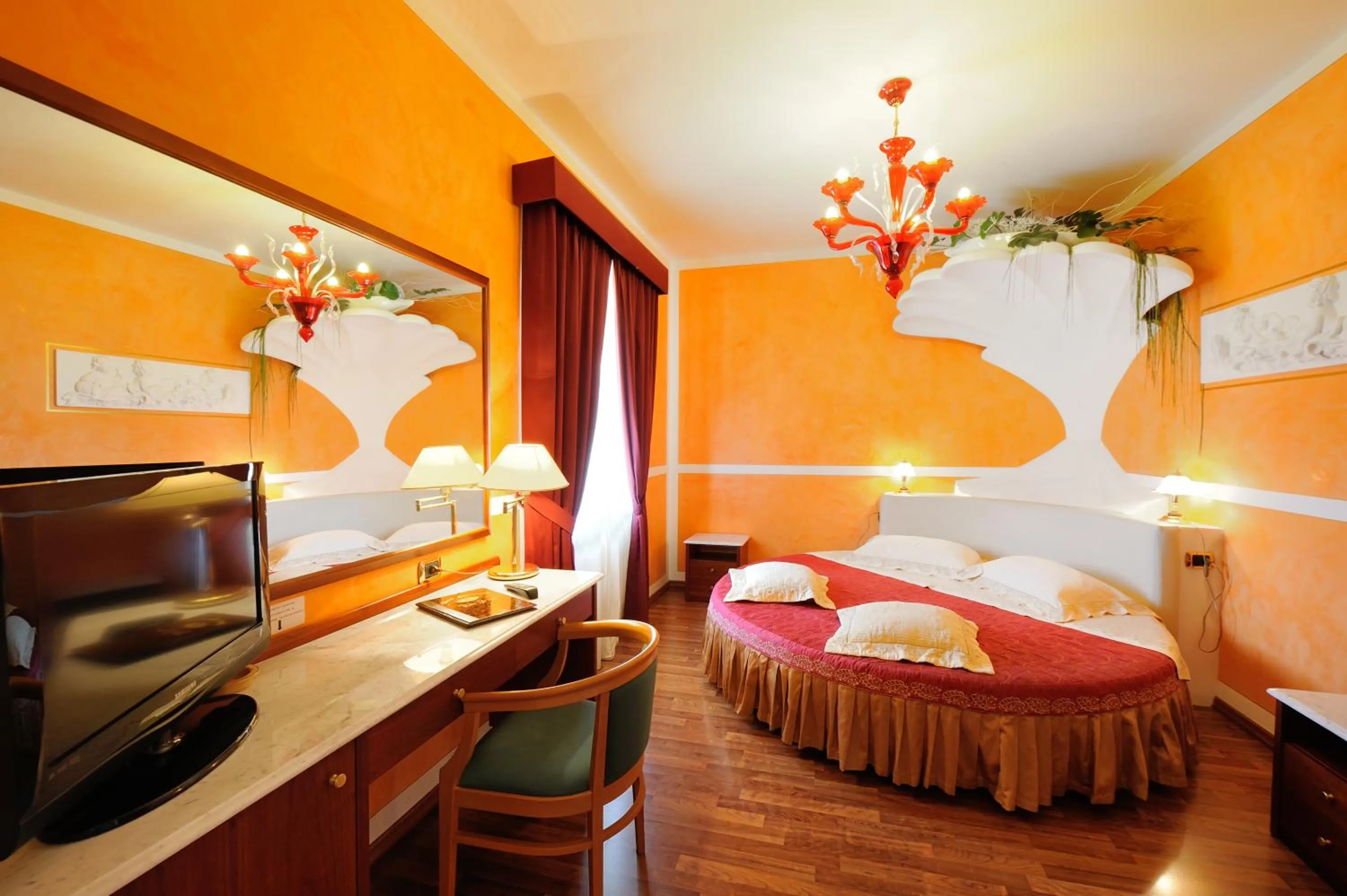 Photo of the whole room, Bed in Hotel Benessere Villa Fiorita