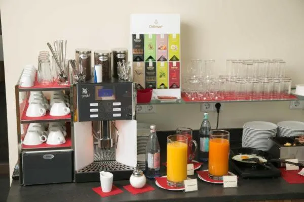 Buffet breakfast in Come IN Comfort