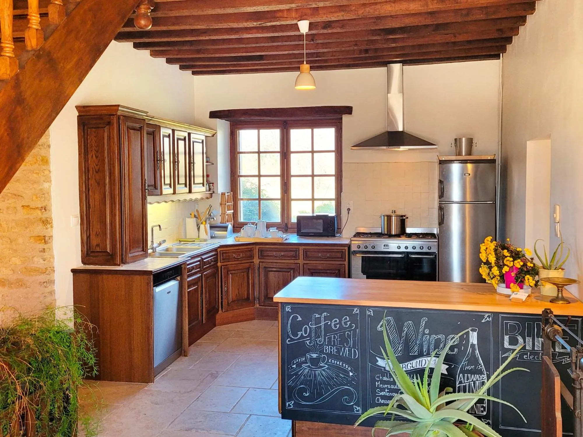 Kitchen or kitchenette in Jardin des Sens, la Rente d'Eguilly