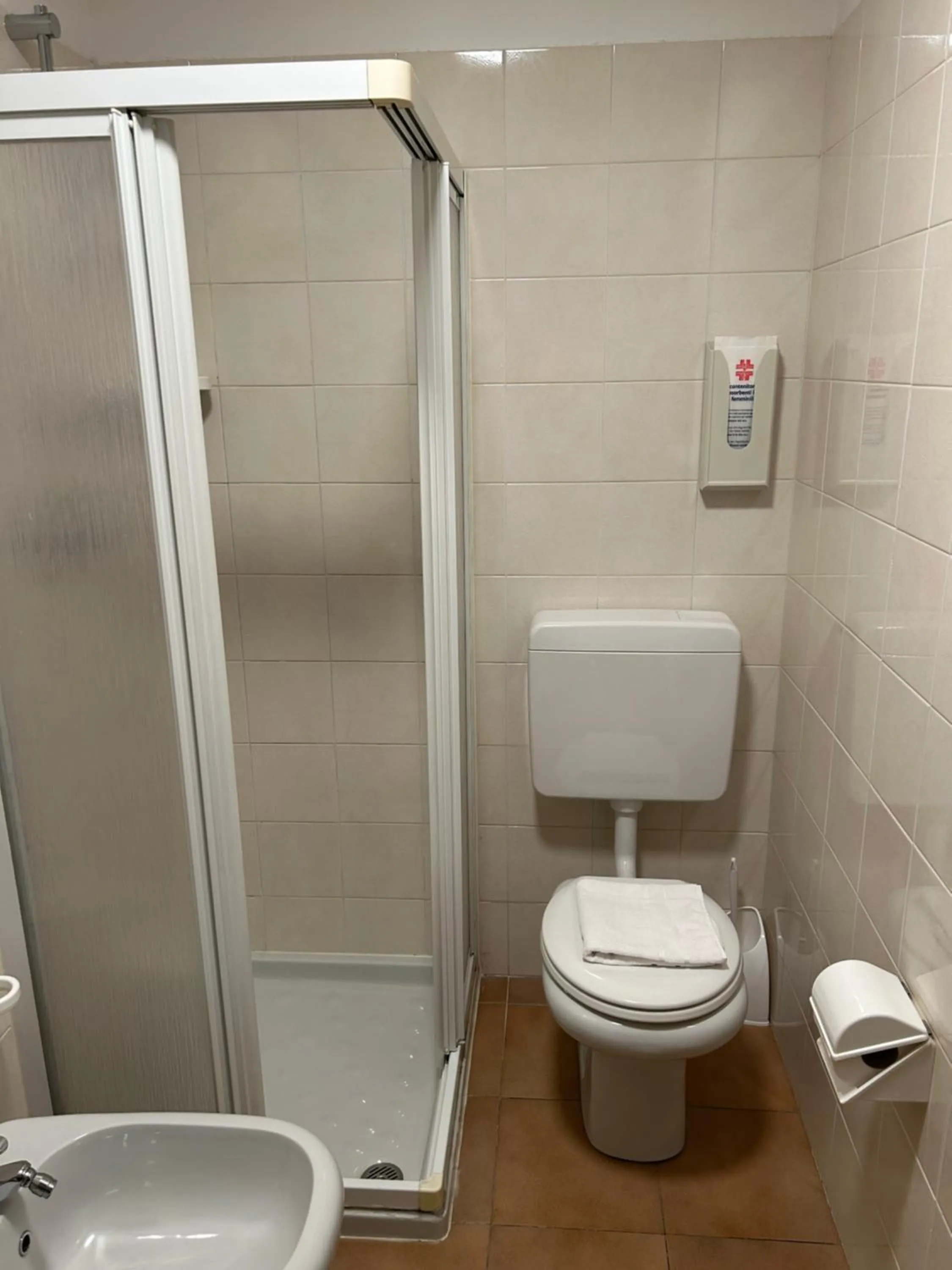 Bathroom in Hotel San Carlo