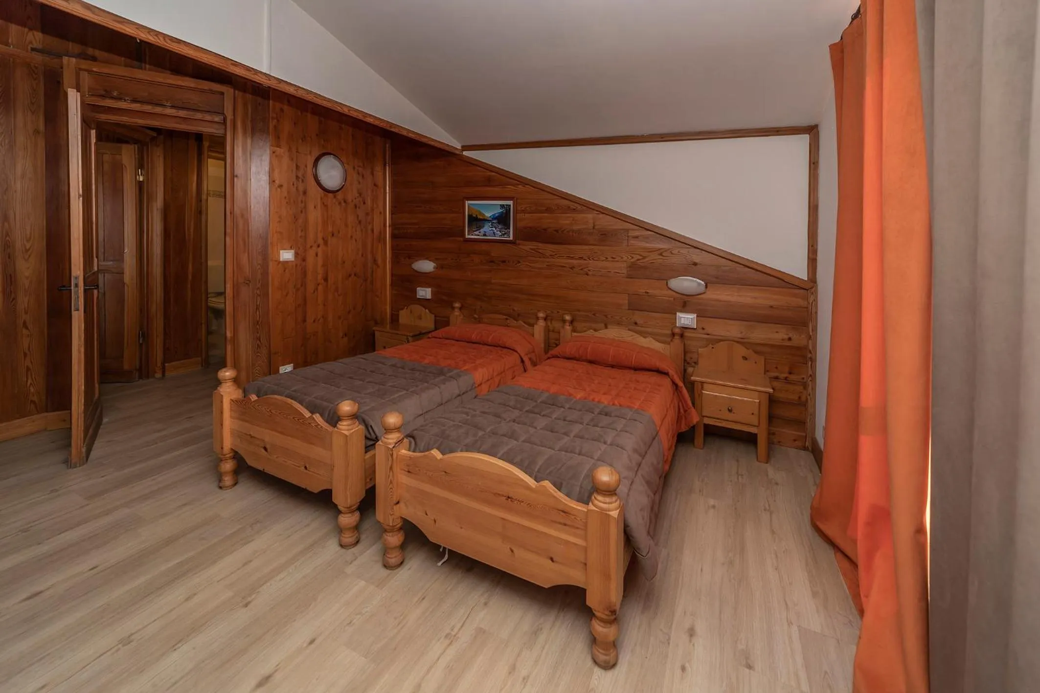 Bed in Hotel Stella Alpina