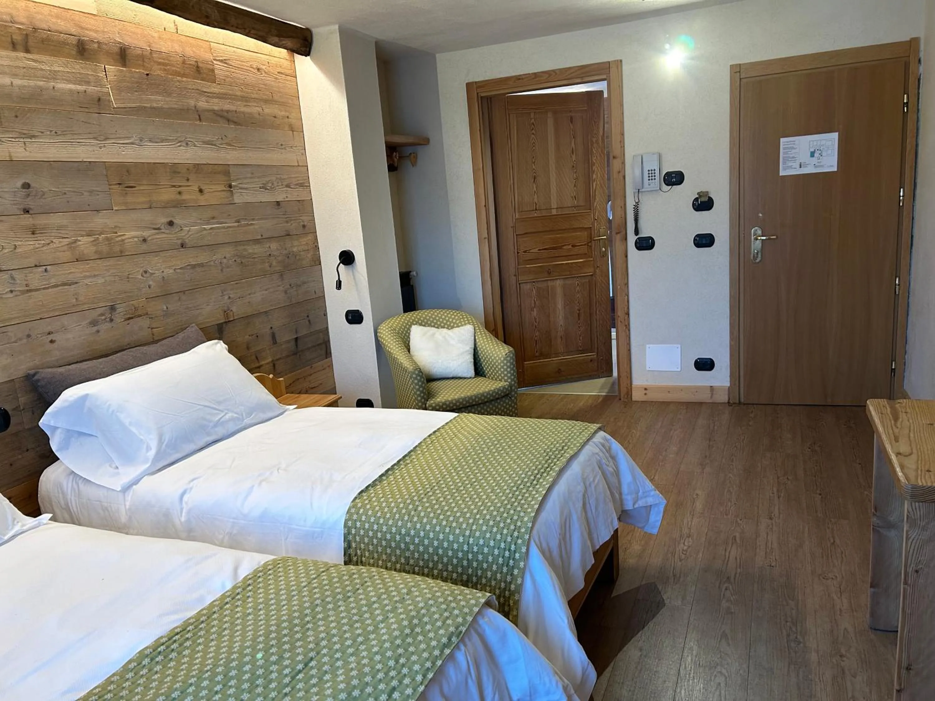 Bed in Hotel Stella Alpina