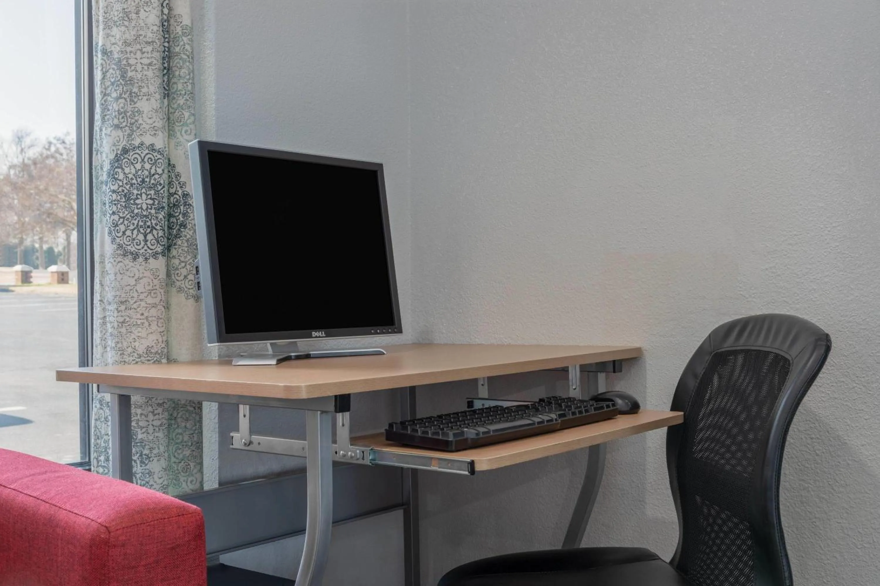 Business facilities in Microtel Inn by Wyndham Lake Norman