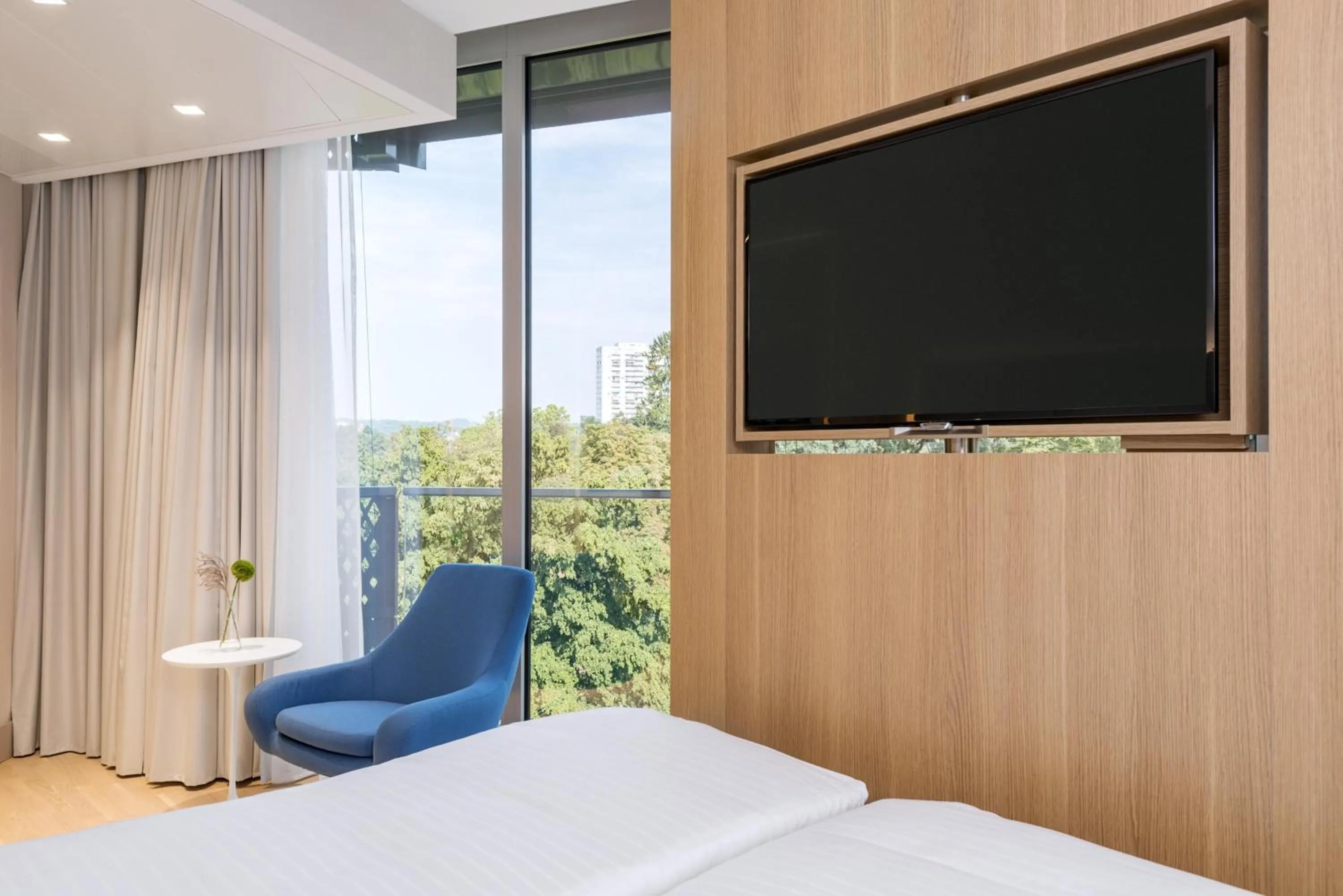 Bedroom, Bed in NH Graz City