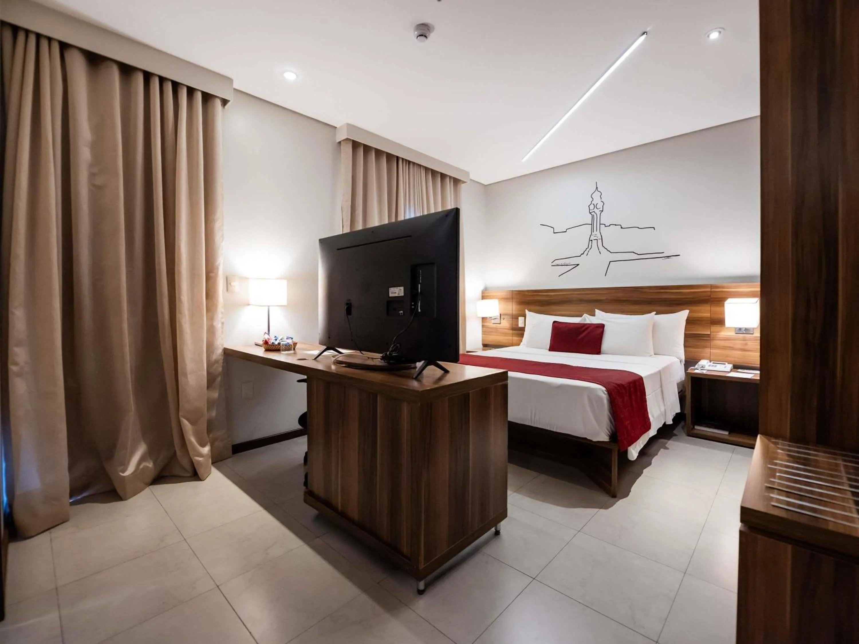 Bedroom, Bed in Mercure Belem Boulevard