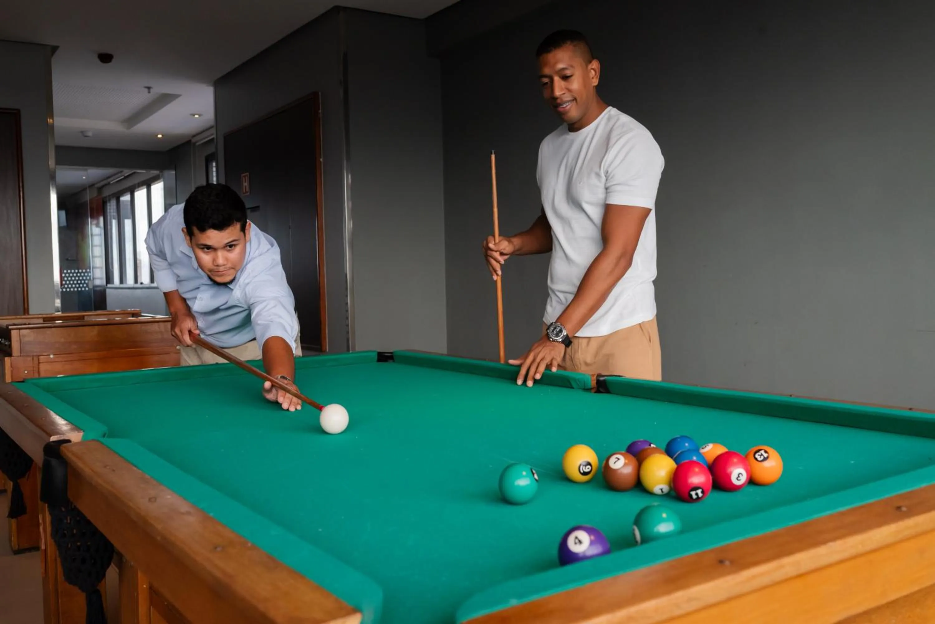 People in Mercure Belem Boulevard