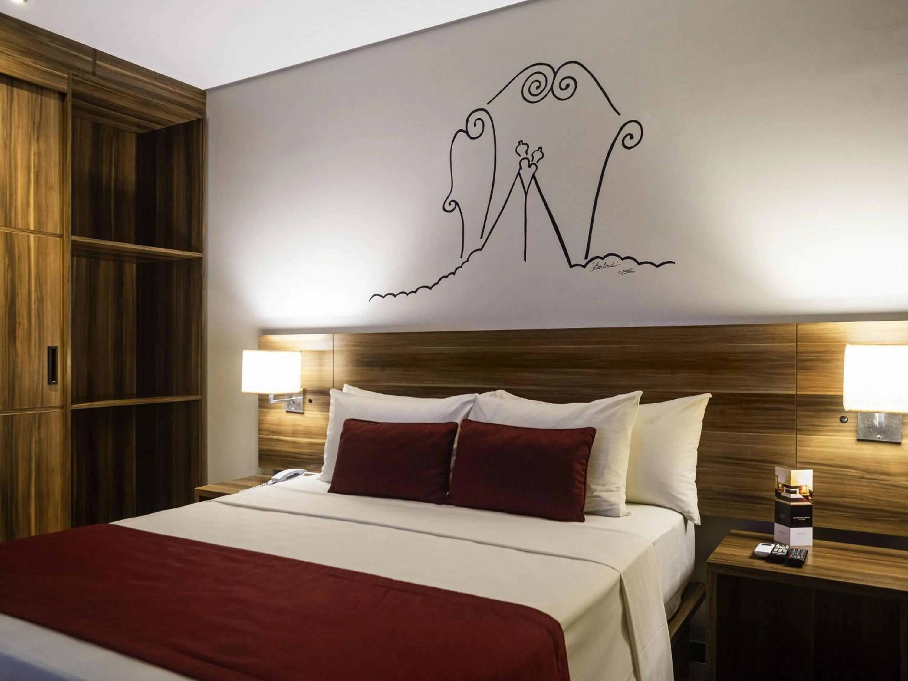 Bedroom, Bed in Mercure Belem Boulevard