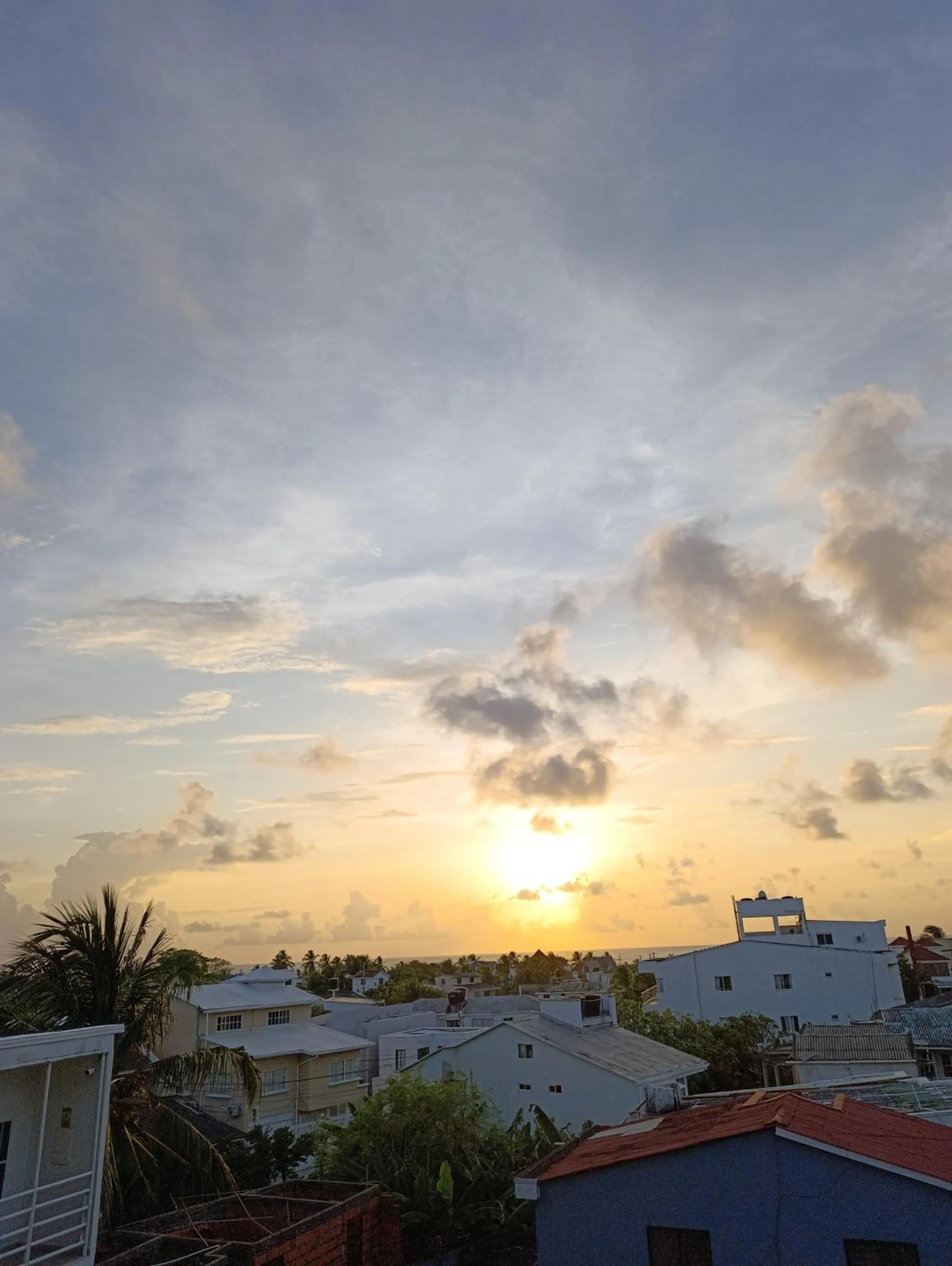 Day in The Rock House Eco