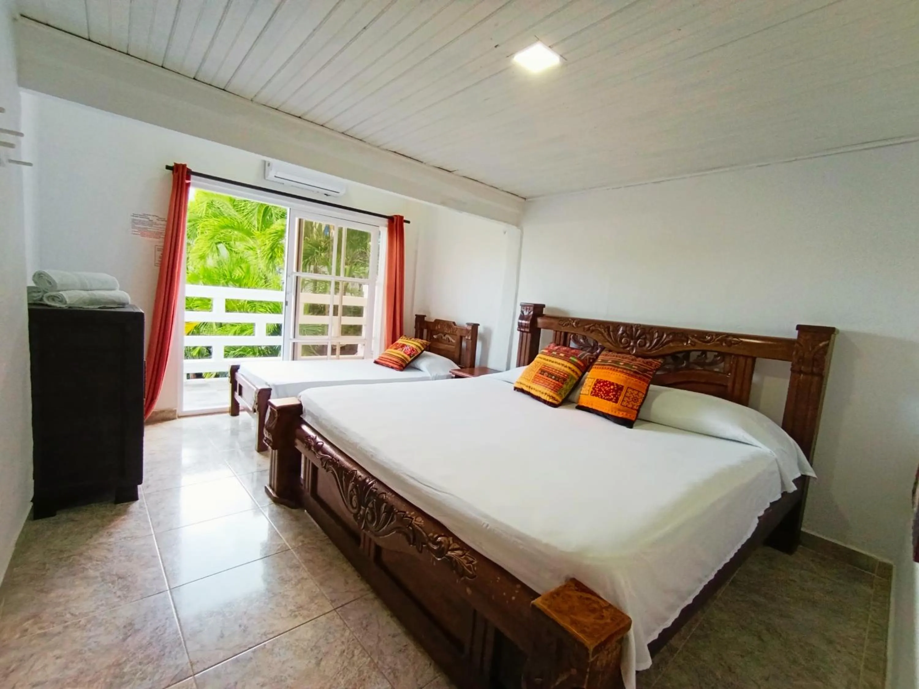 Photo of the whole room, Bed in The Rock House Eco