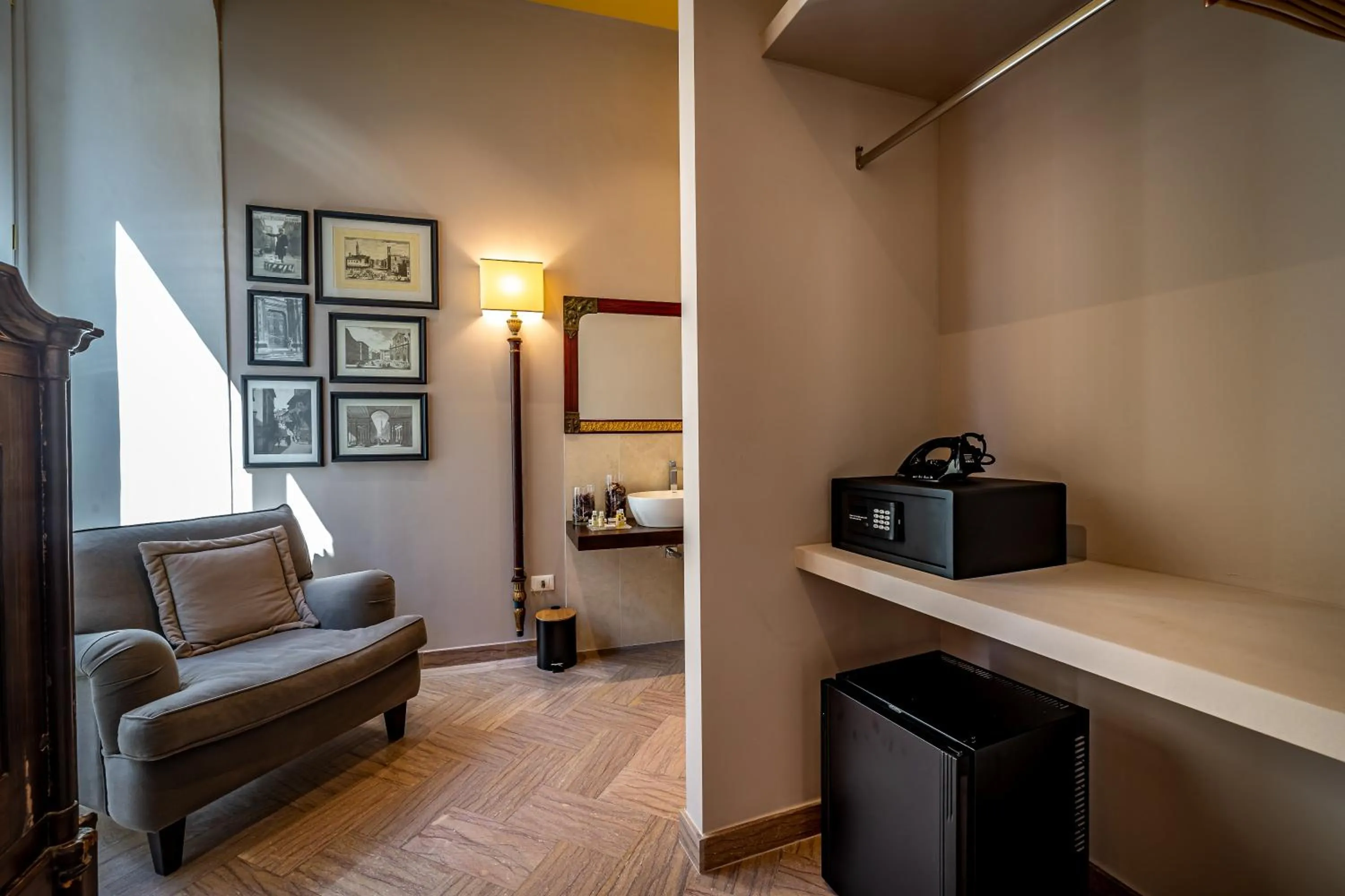 wardrobe in B&B Cerretani Palace