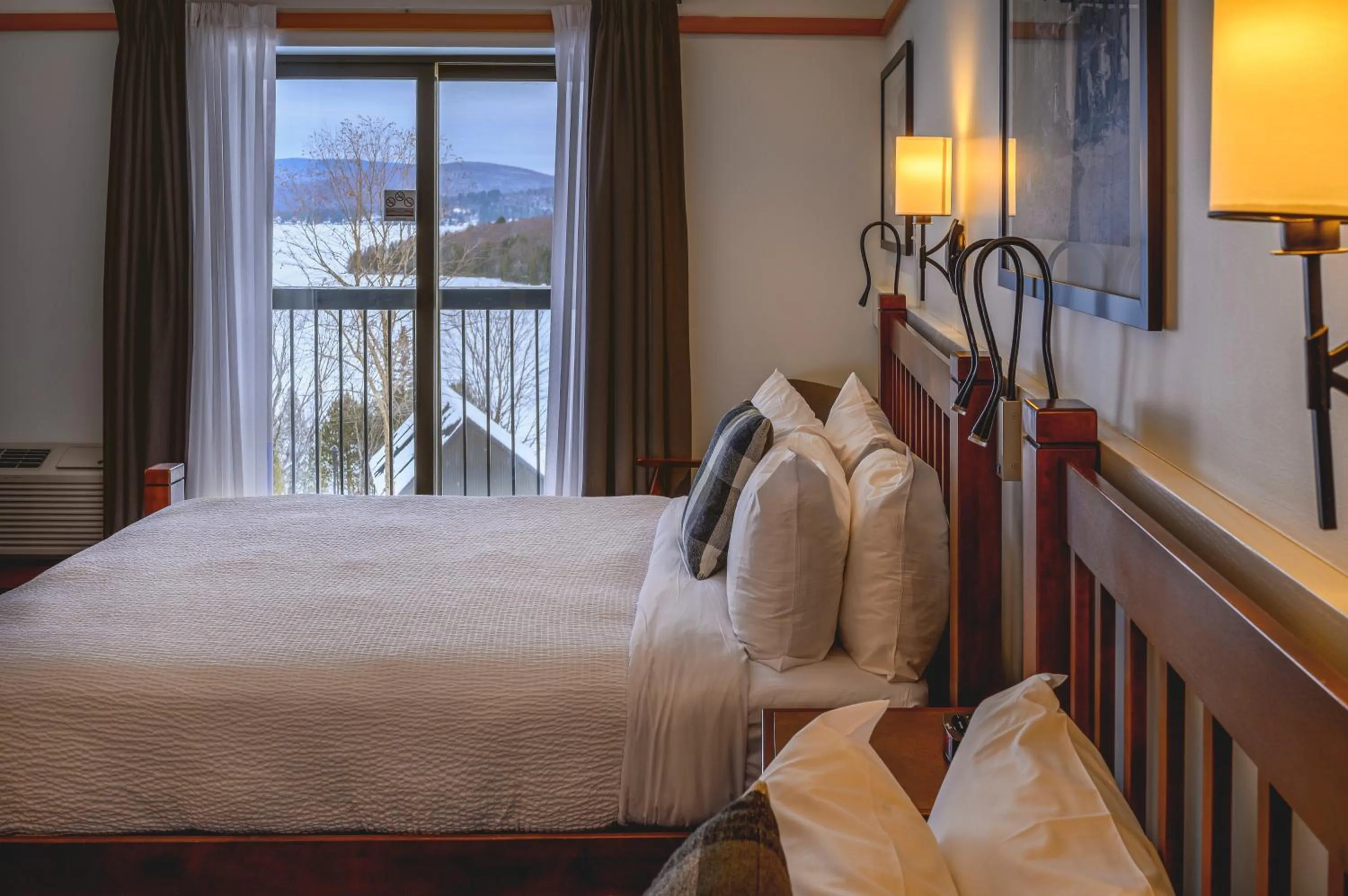 Bed in Station Touristique Duchesnay - Sepaq