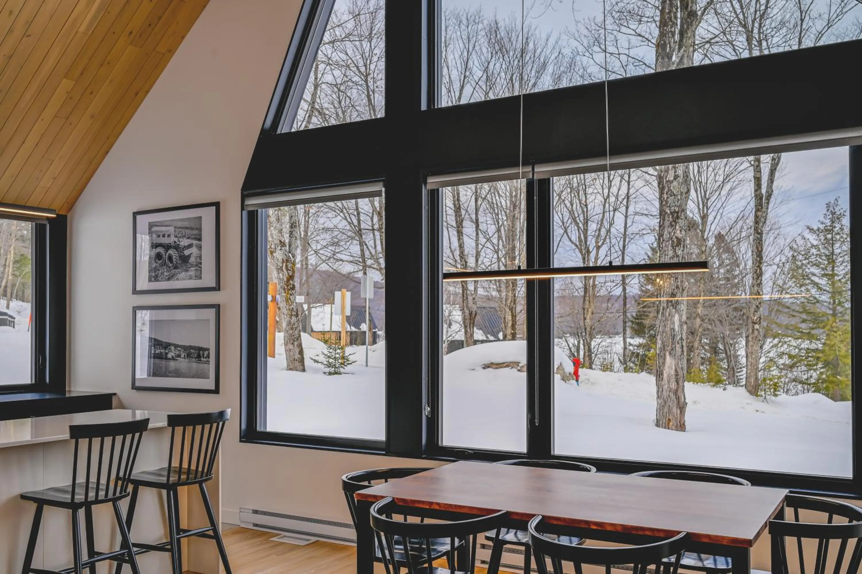 Dining area in Station Touristique Duchesnay - Sepaq