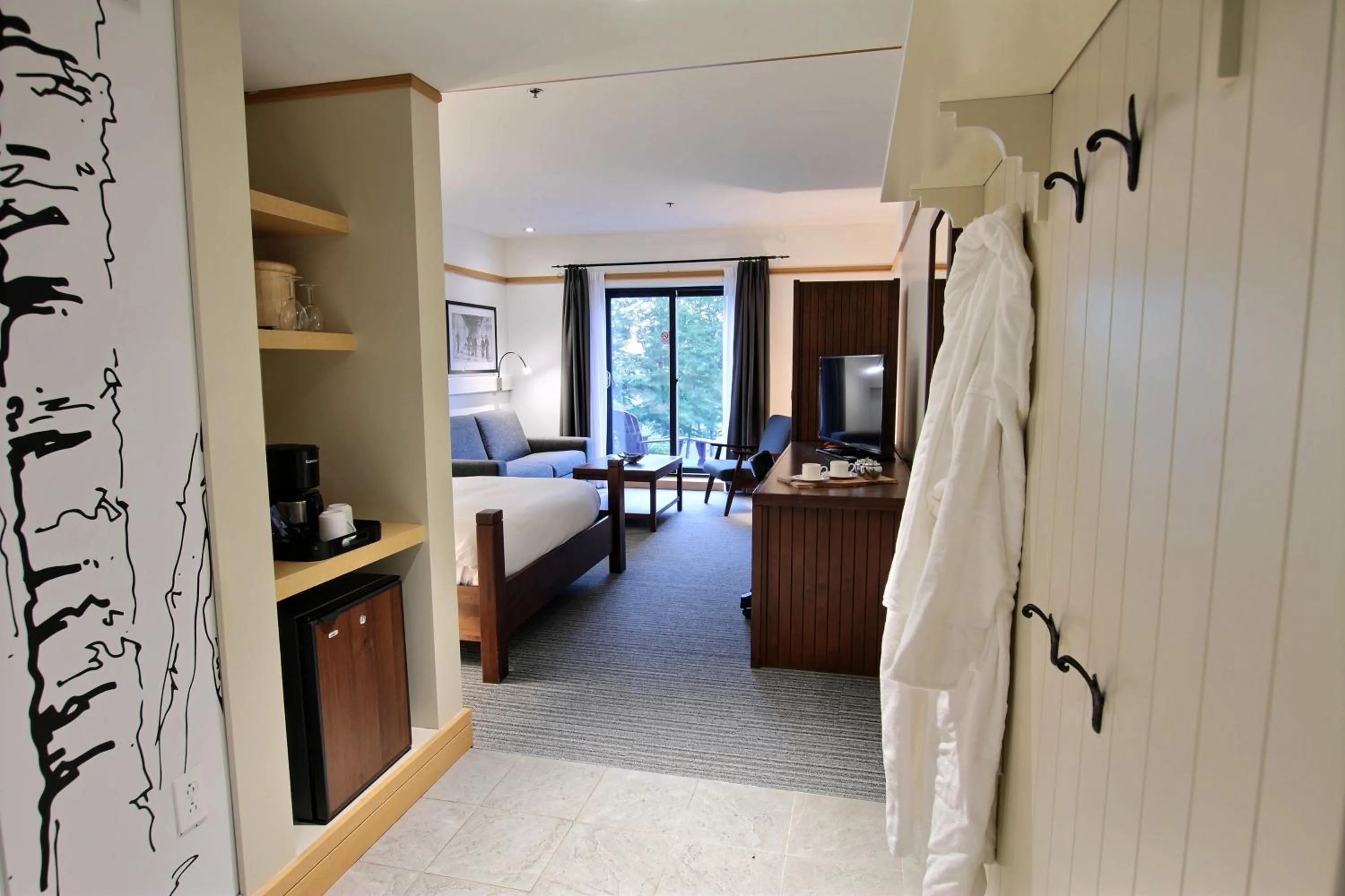 Photo of the whole room in Station Touristique Duchesnay - Sepaq