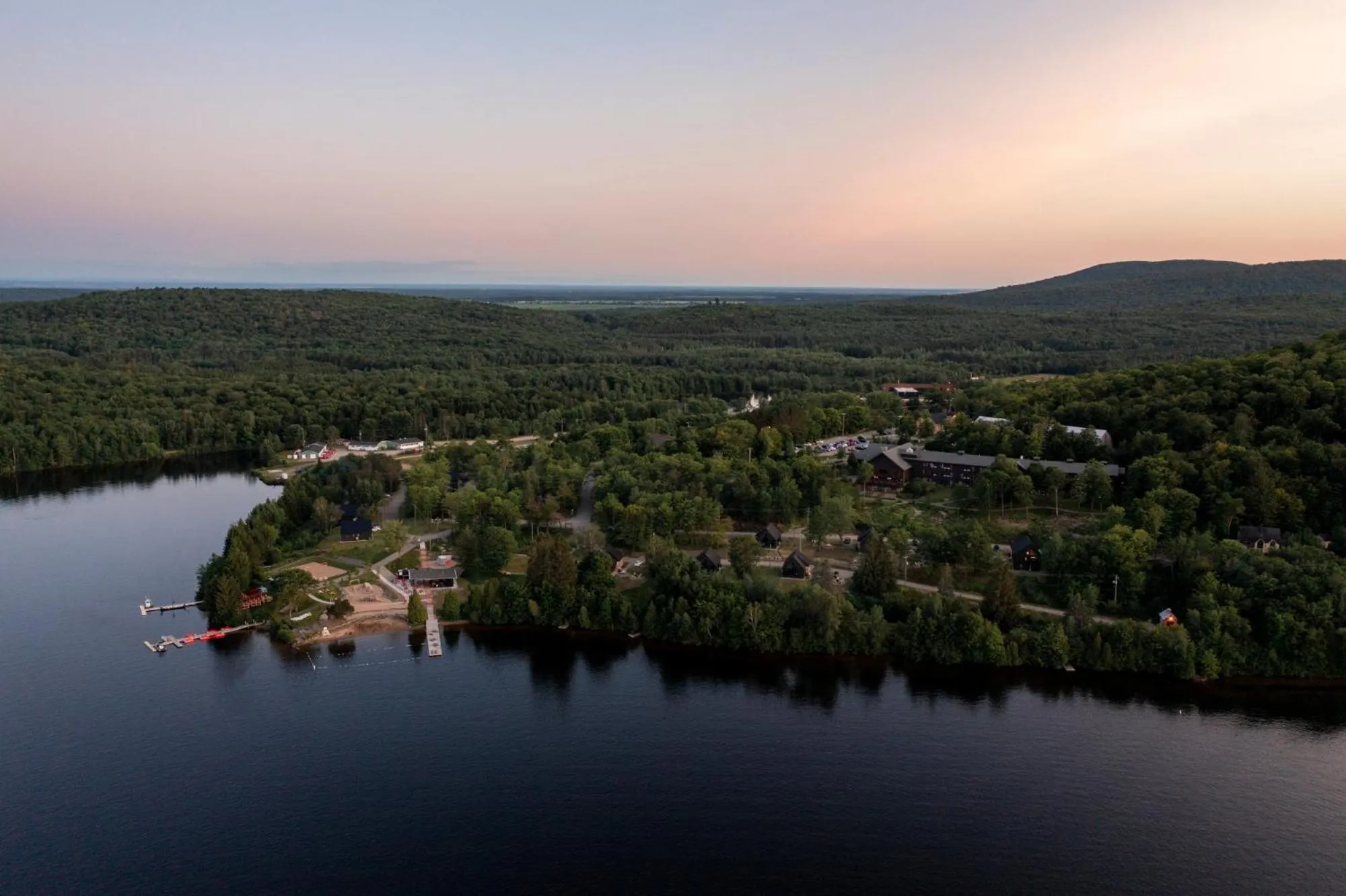 Property building in Station Touristique Duchesnay - Sepaq