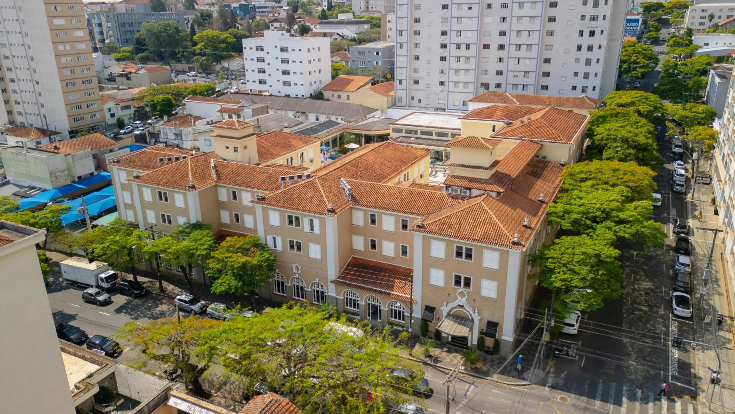 Property building in Hotel Minas Gerais