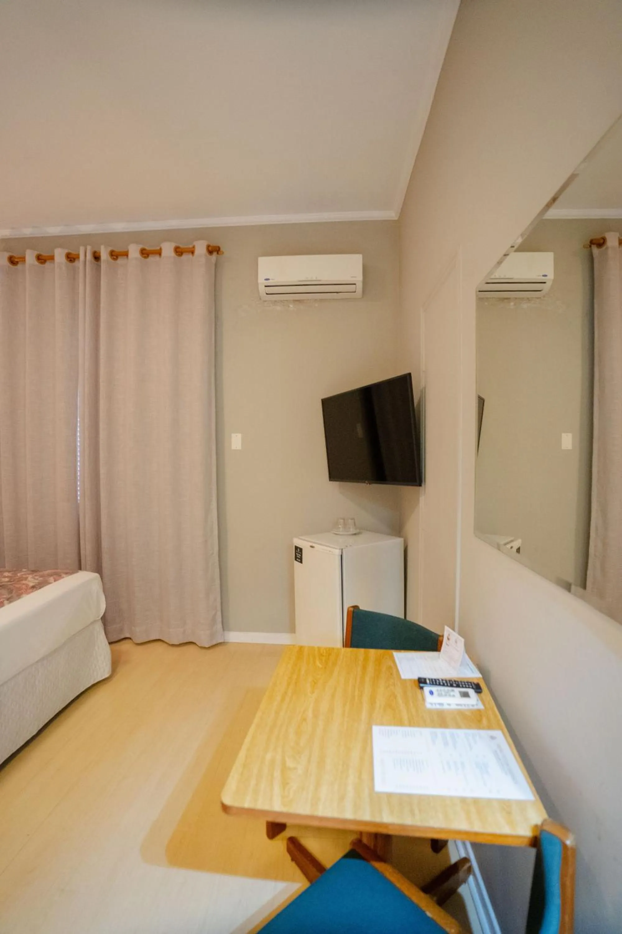 Photo of the whole room, Bed in Hotel Minas Gerais