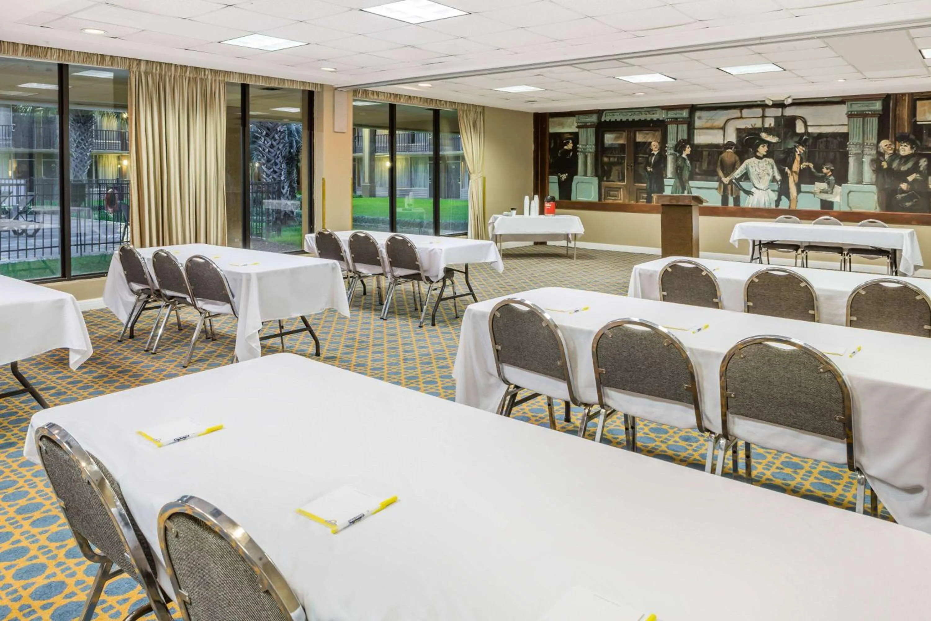 Meeting/conference room in Days Inn & Suites by Wyndham Jennings