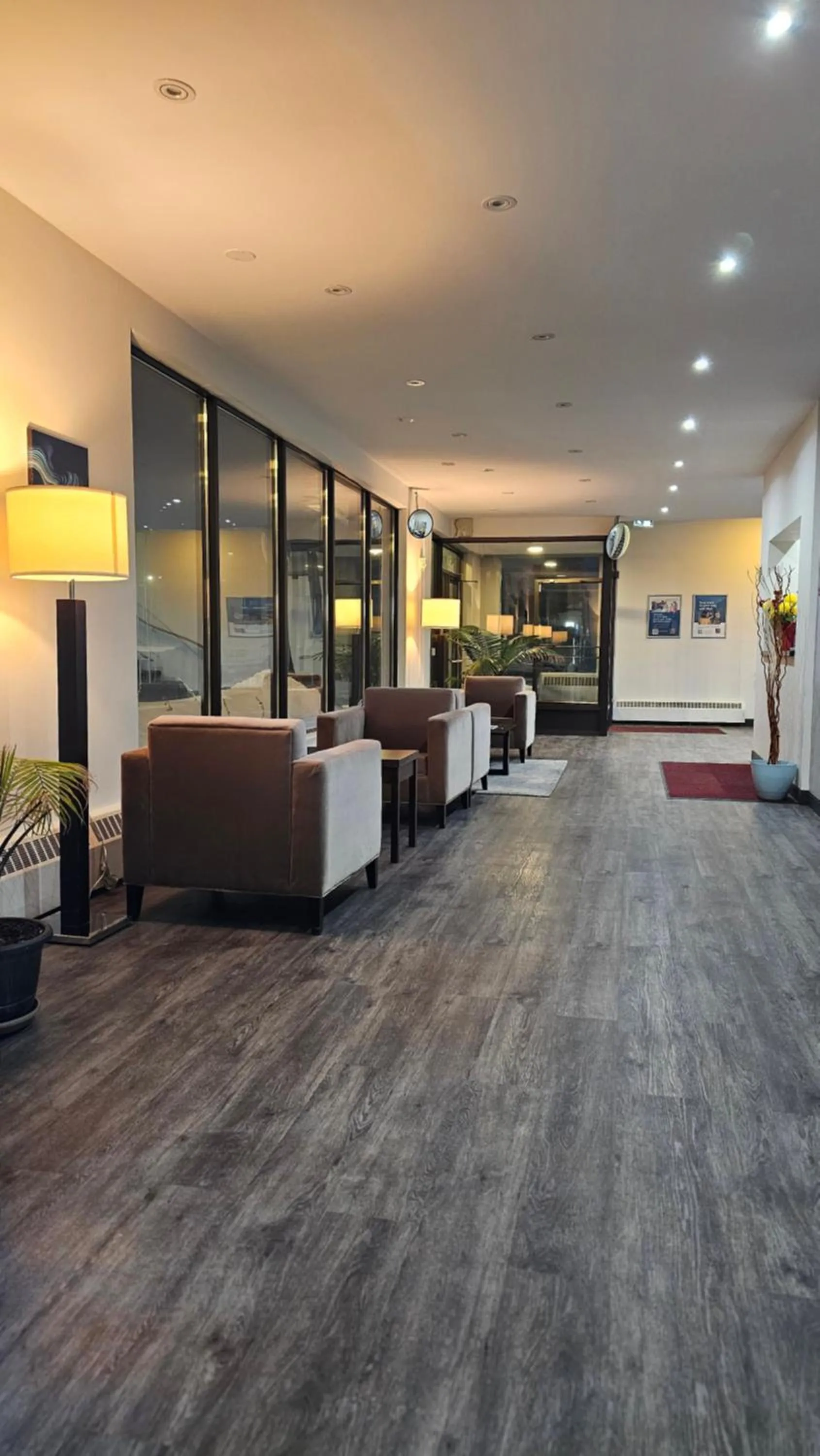 Lobby or reception in Motel 6 Sault Ste. Marie, ON