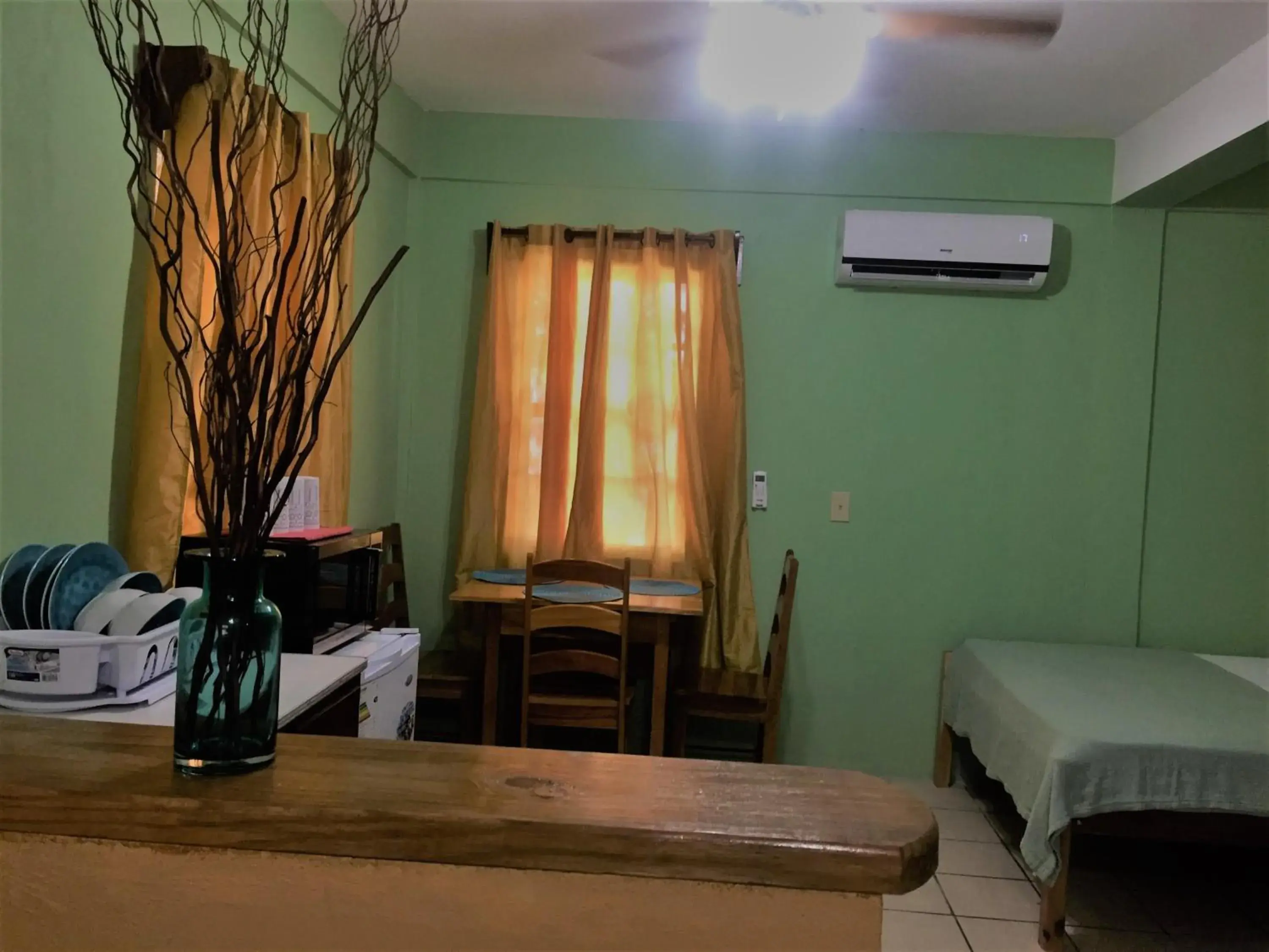 Standard Family Room in Ambergris Sunset Hotel Standard Family Room in Ambergris Sunset Hotel