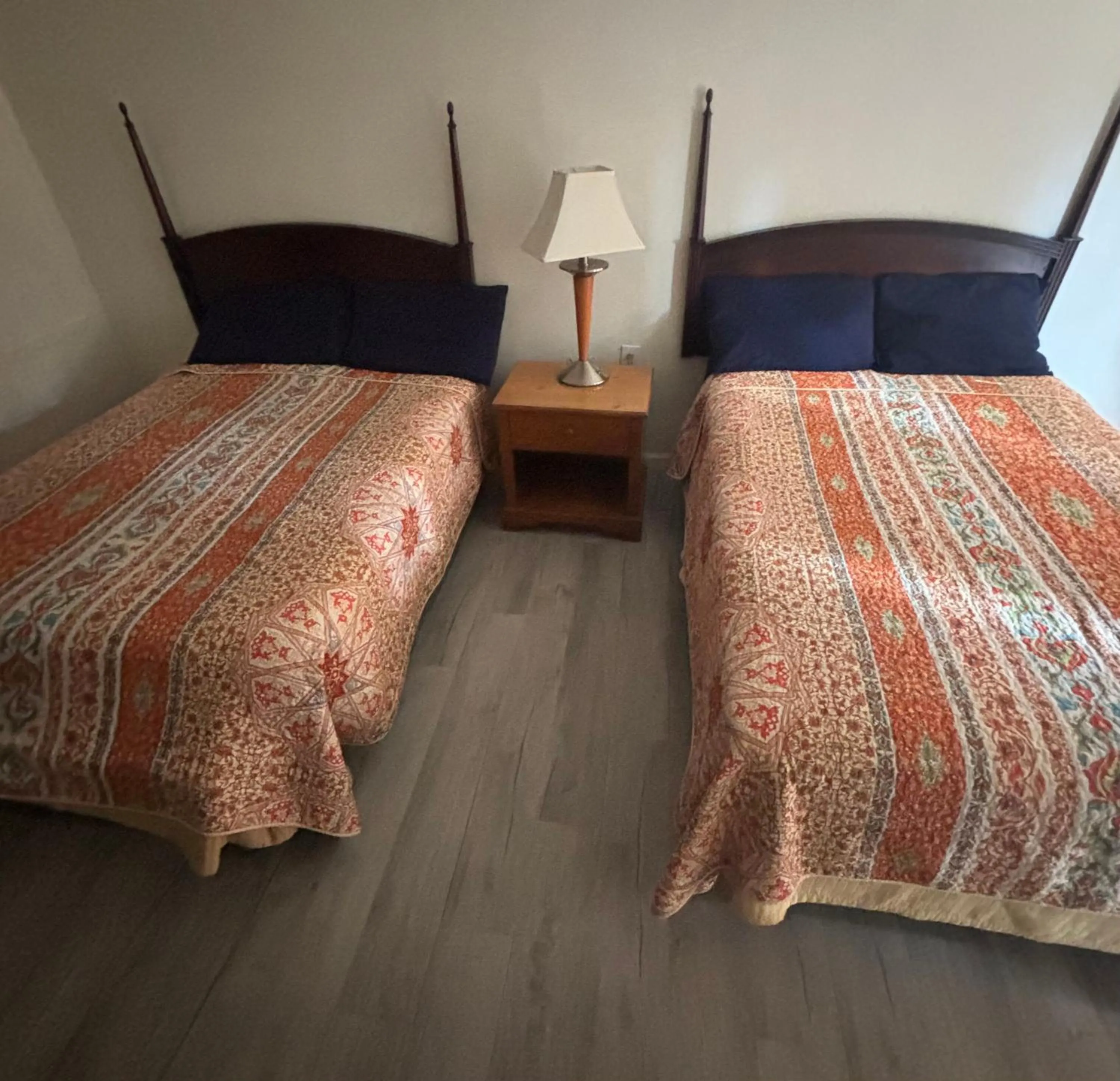 Bed in Jasmine Garden Inn - Lake City