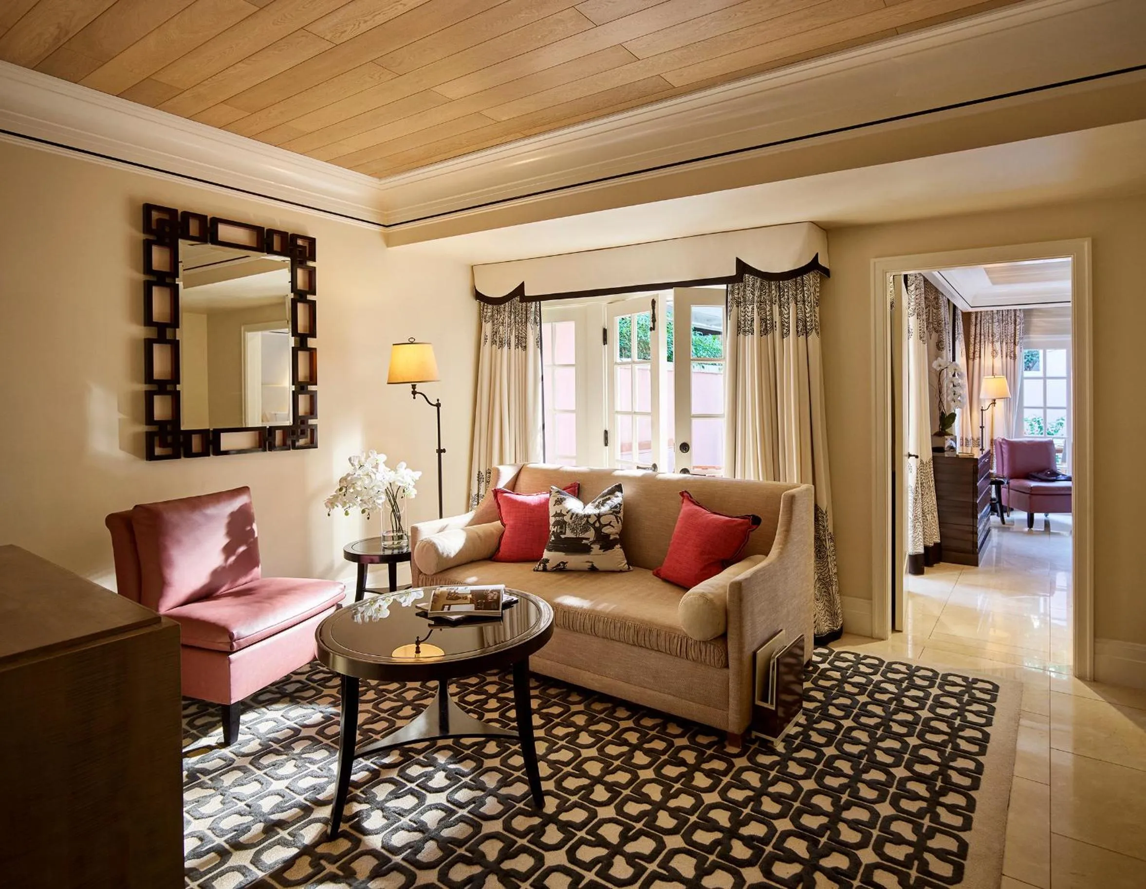 Photo of the whole room in Hotel Bel-Air - Dorchester Collection