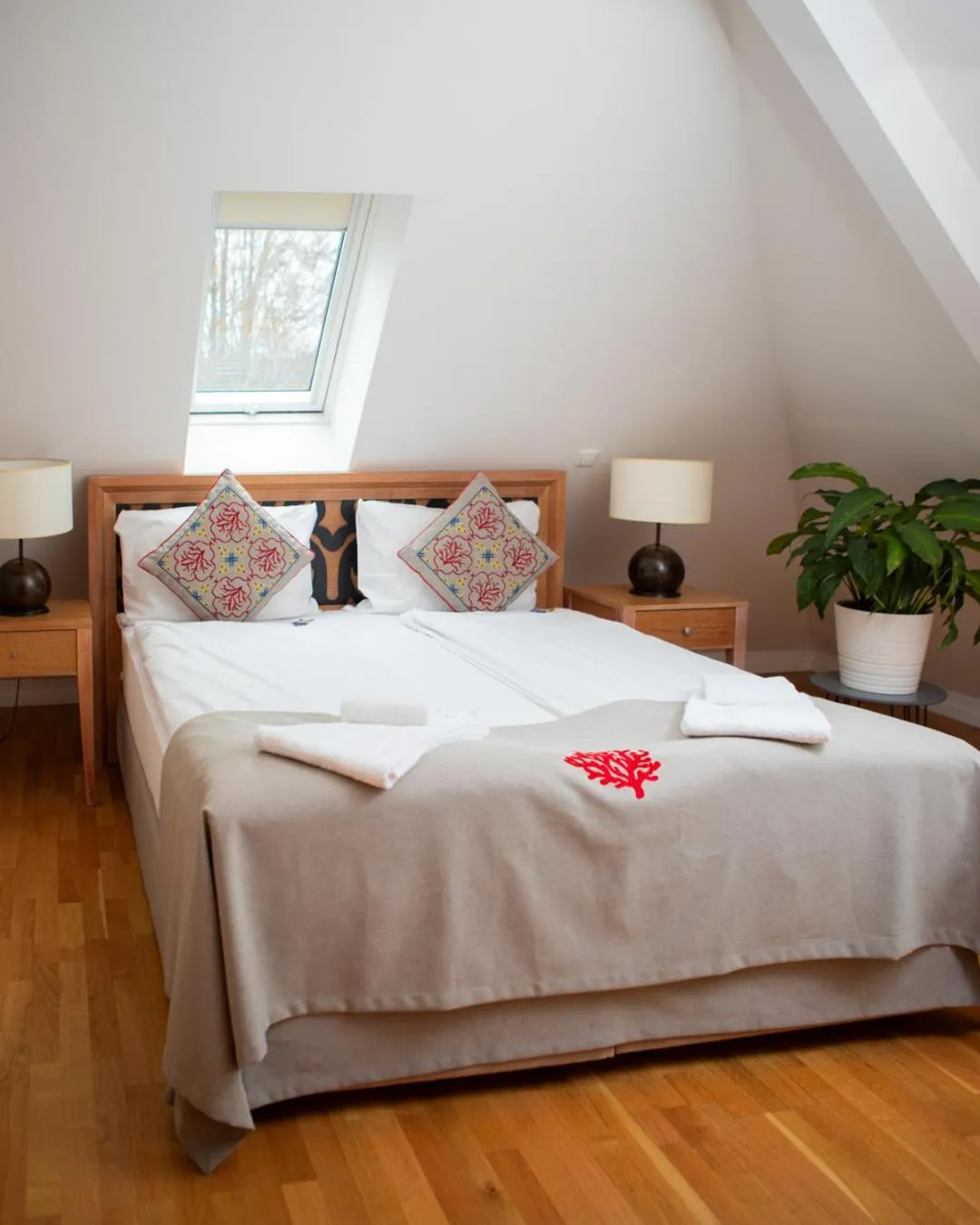 Bed in Hotel Altes Fährhaus