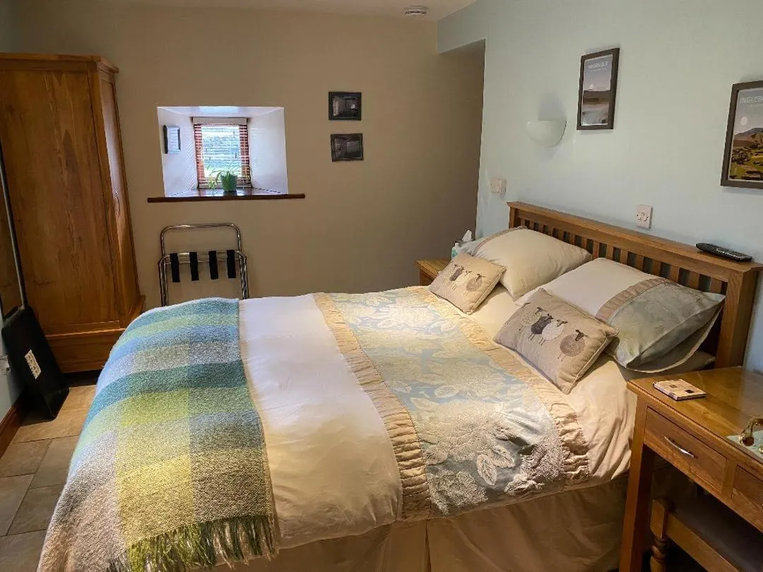 Bed in Broad Croft House