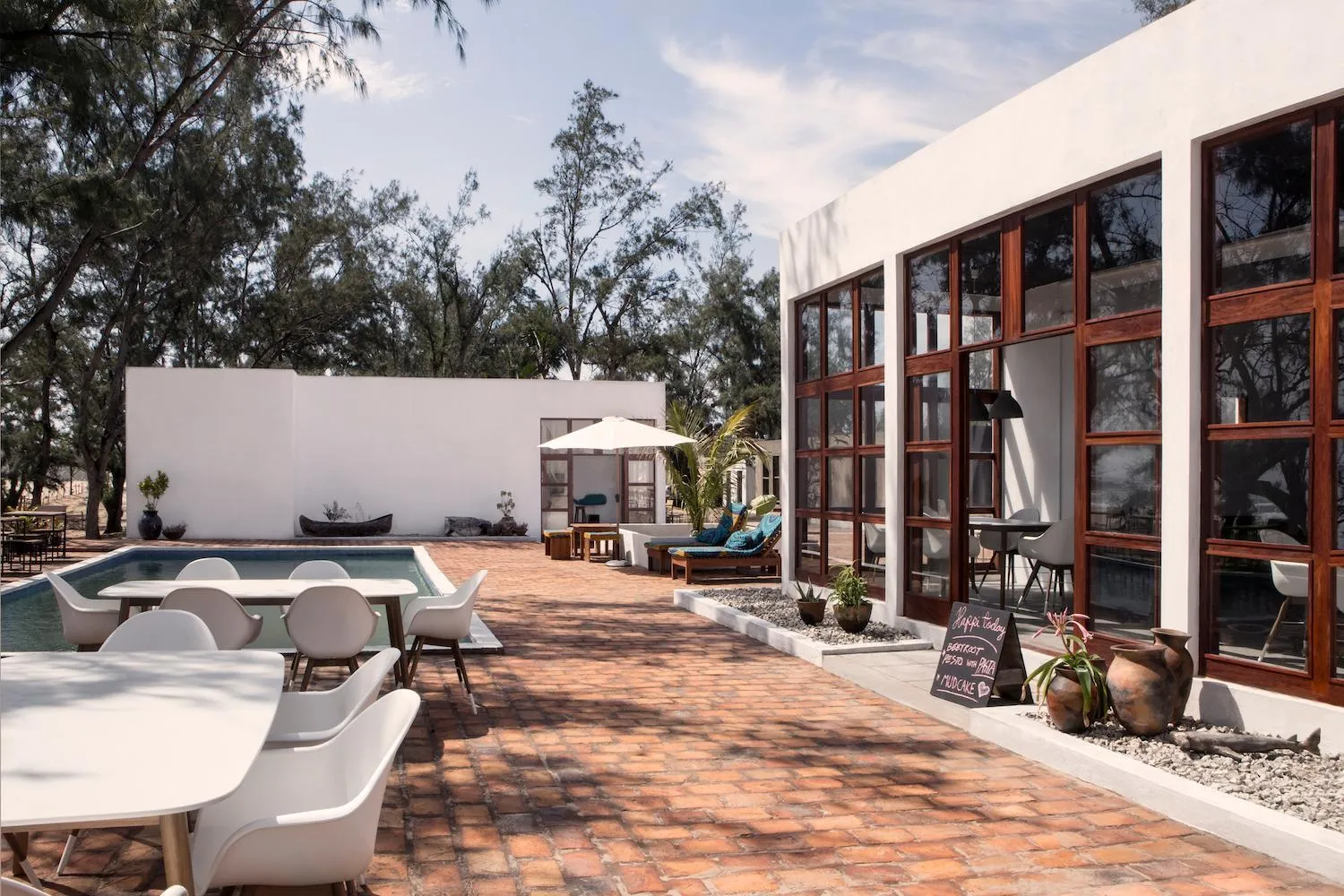 Bungalow - Beach Front in Liquid Dive Adventures