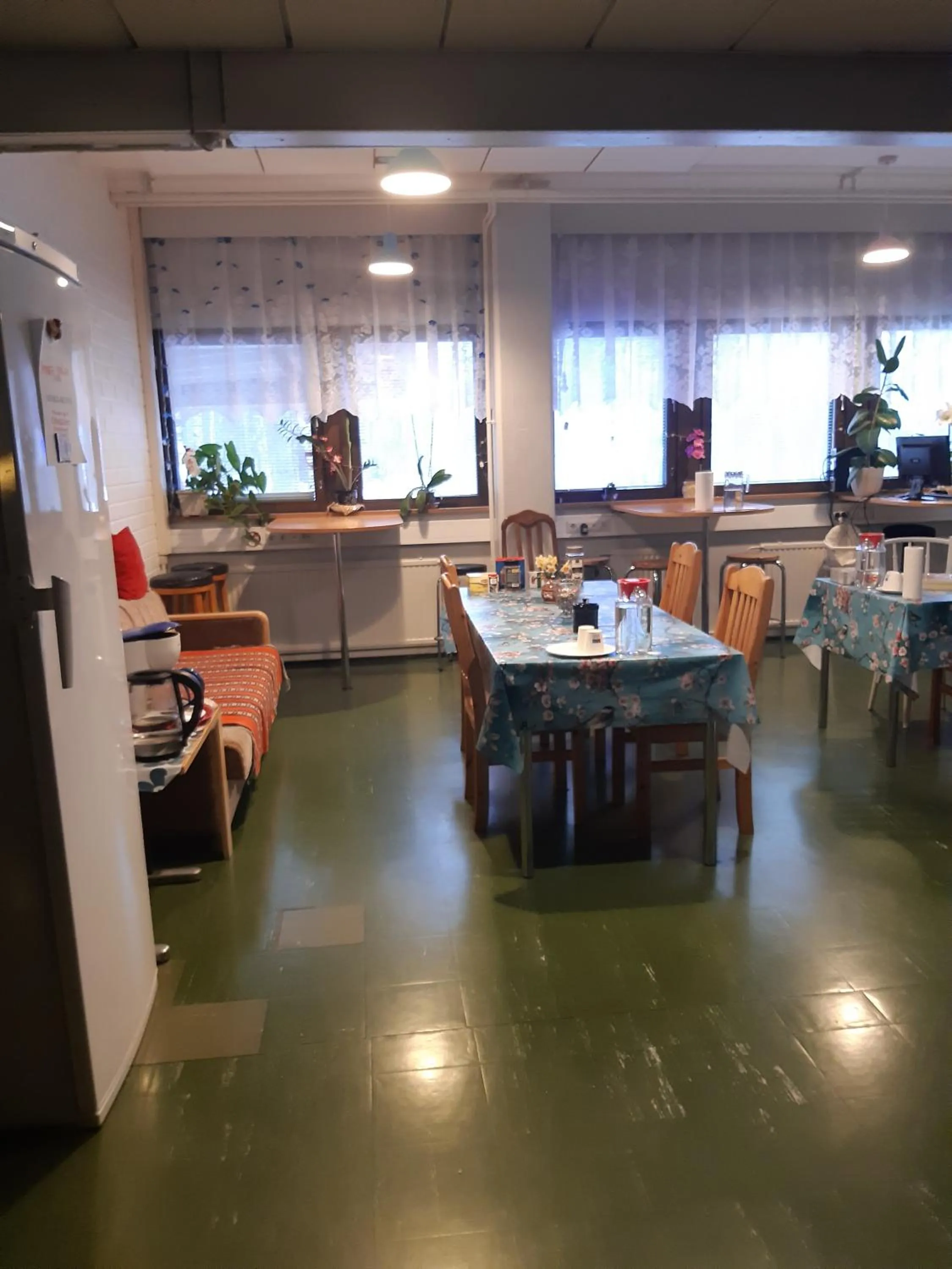 On-site shops in Minimotel